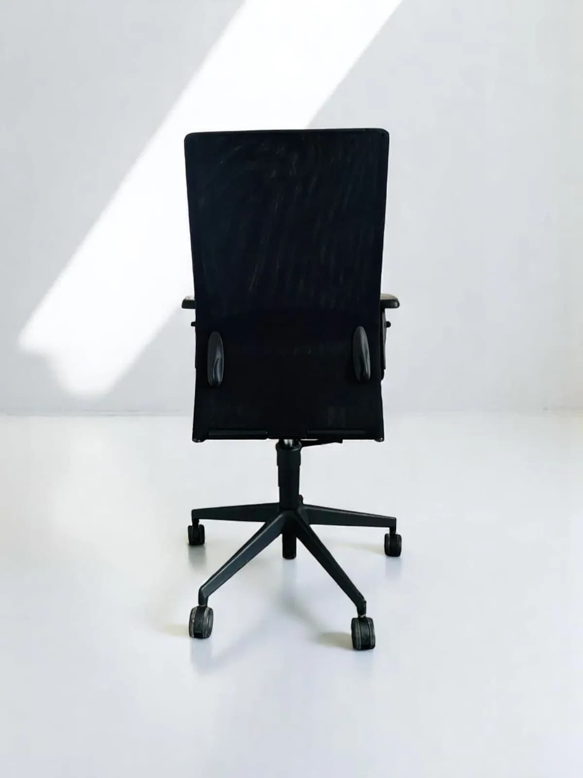 Chaise à roulette Eurosit soutien lombaire — vue 4