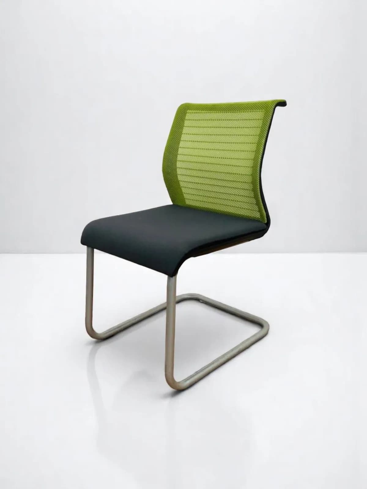 Chaise visiteur Steelcase Think Luge