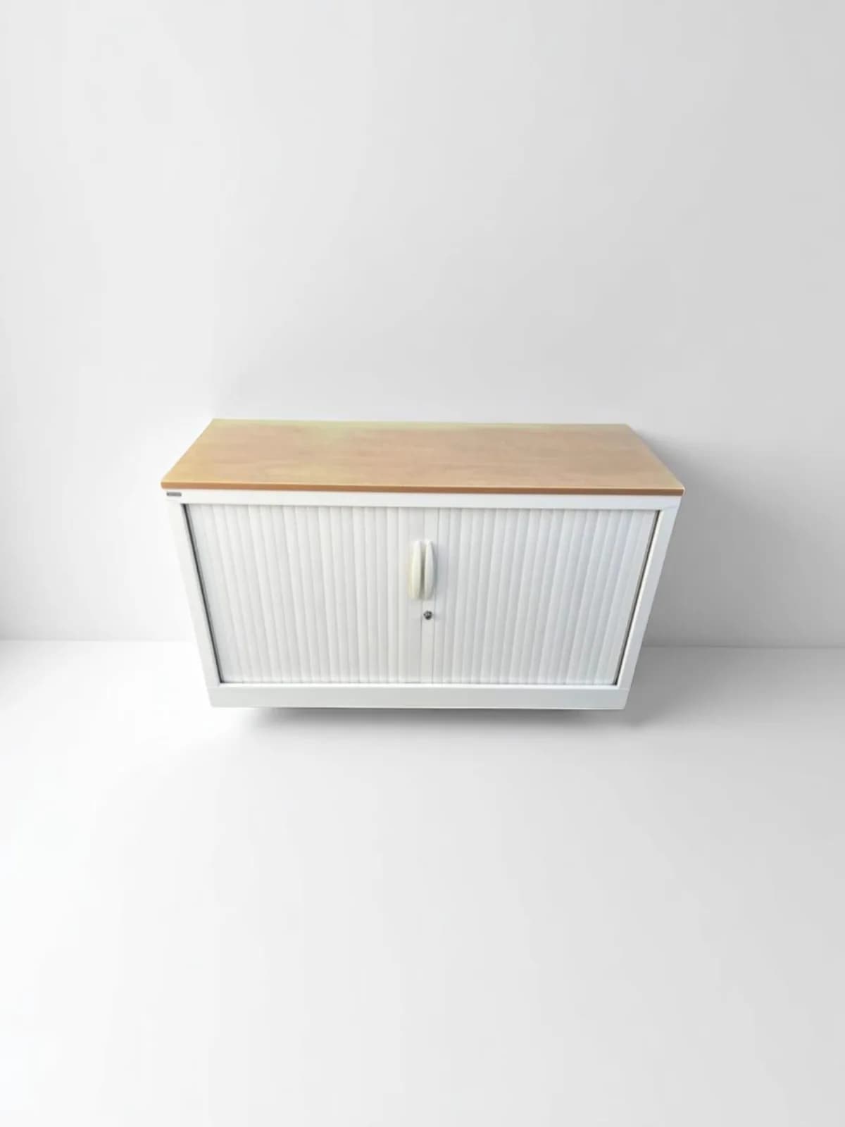 Armoire basse blanche 120x74cm Magencia top bois — vue 2