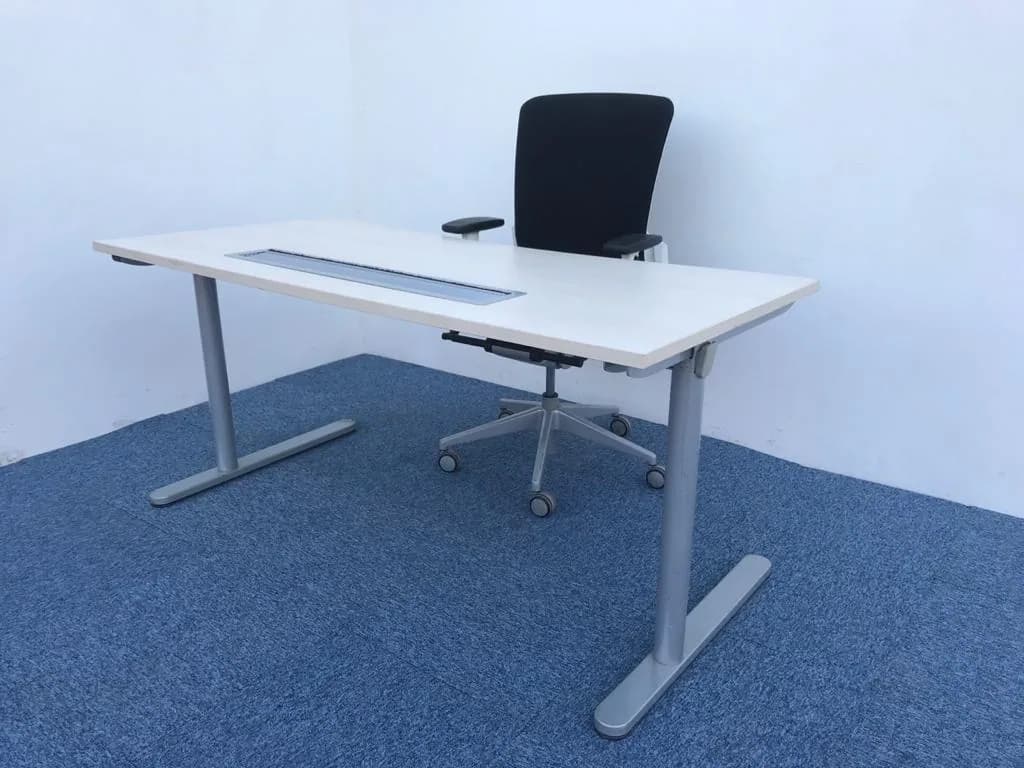 Bureau Droit Steelcase 180x80cm