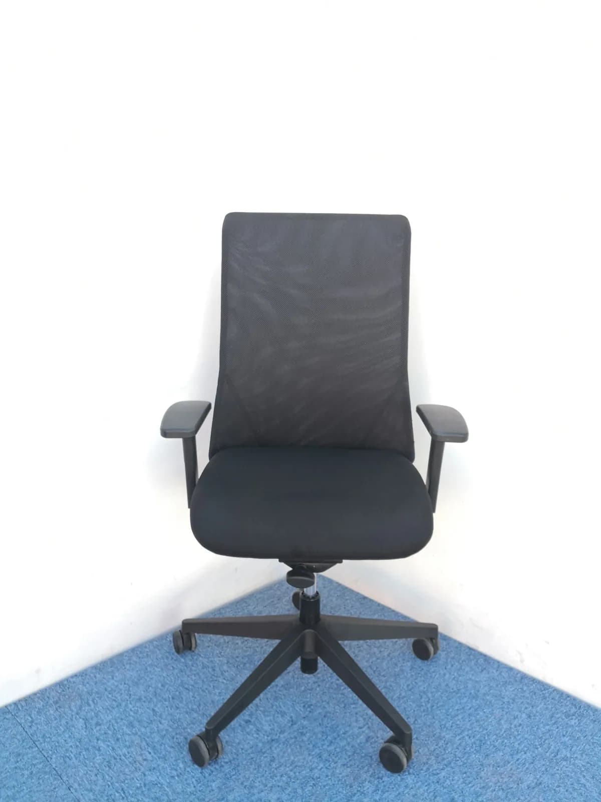 Chaise de bureau à roulette ADD FORM — vue 3