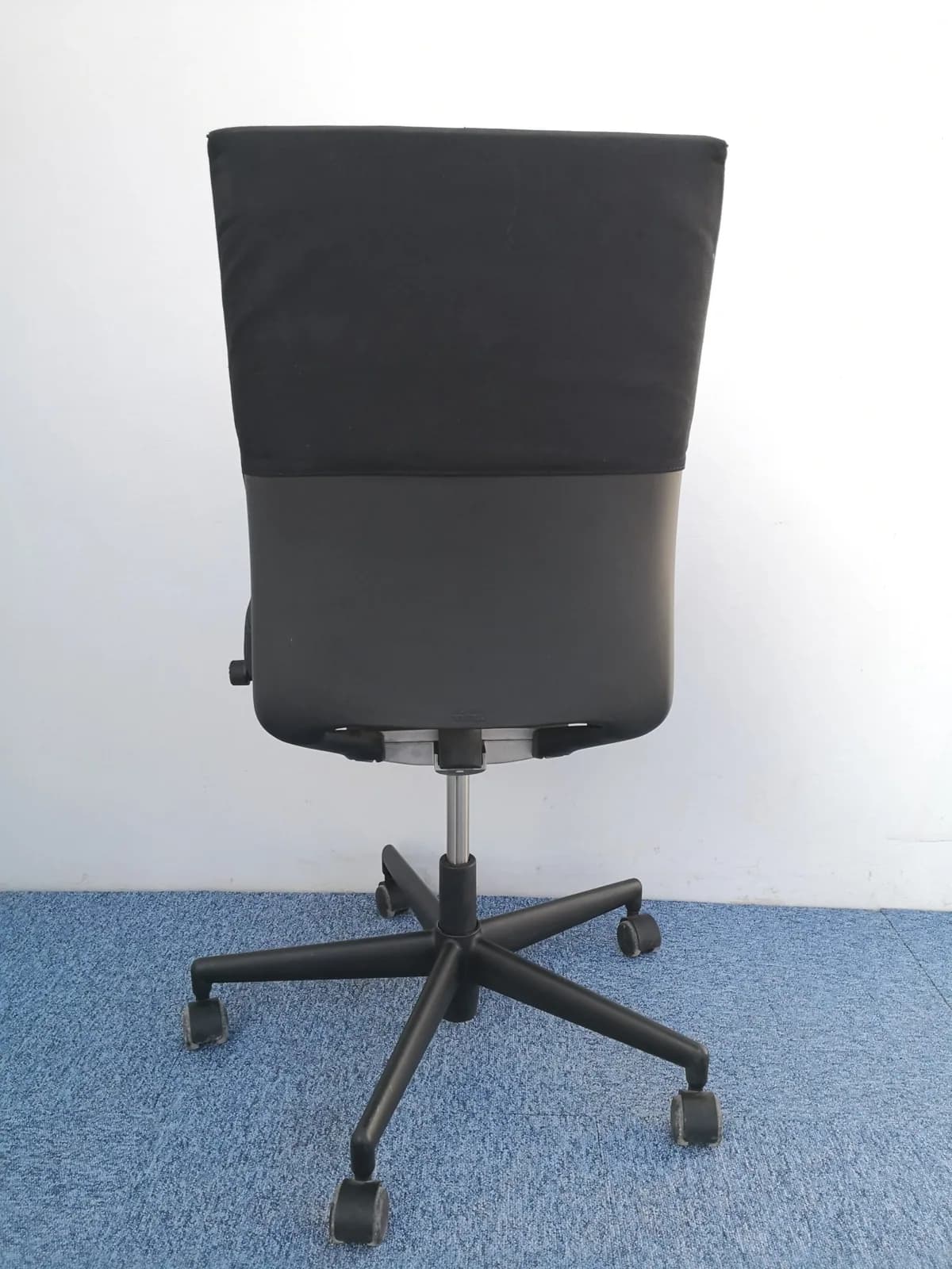 Chaise bureau pro vitra — vue 3