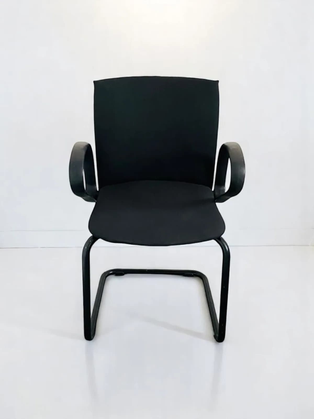 Chaise visiteur luge Comforto Haworth noir — vue 2