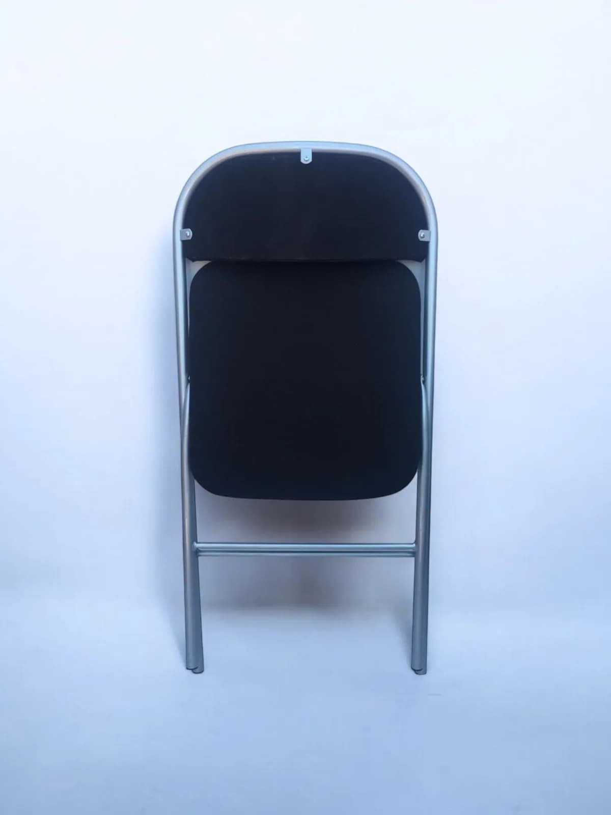 Chaise pliante gris noir tissus — vue 4