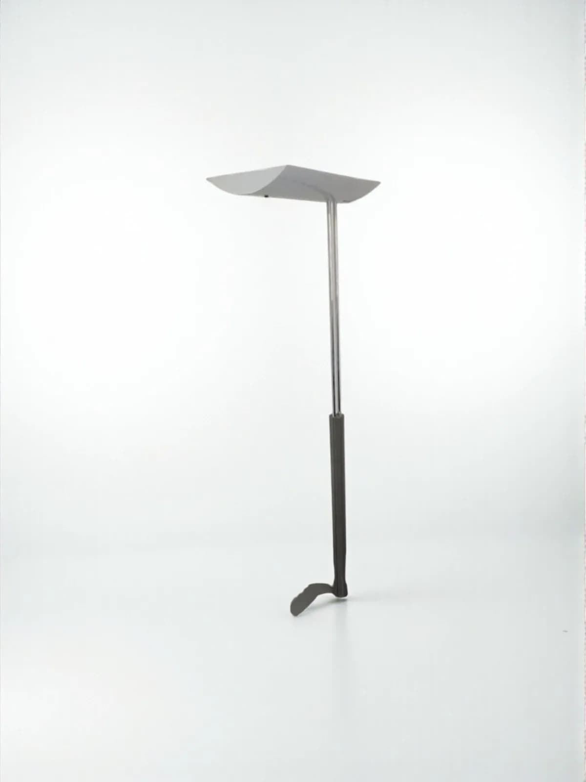 Lampadaire de bureau gris double branche — vue 2