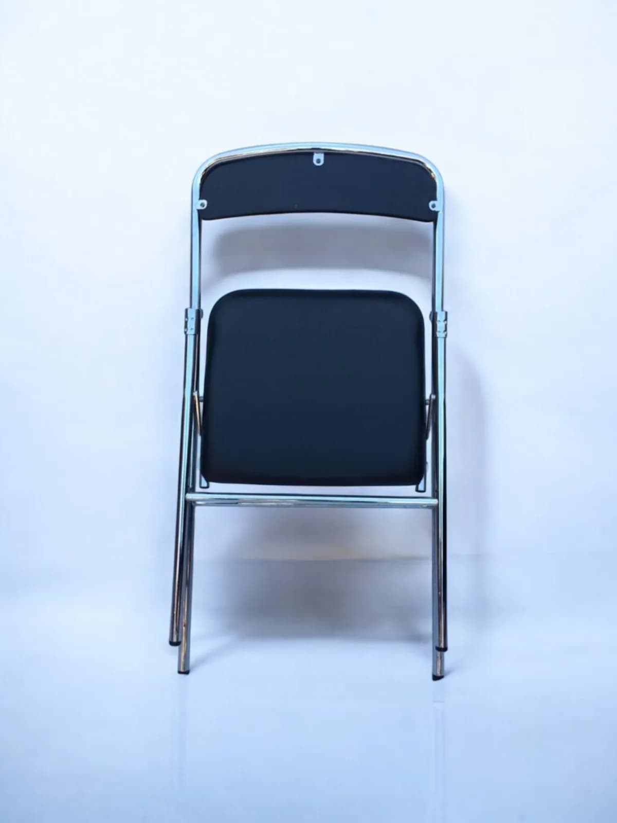Chaise pliante aluminium noir simili cuir — vue 4