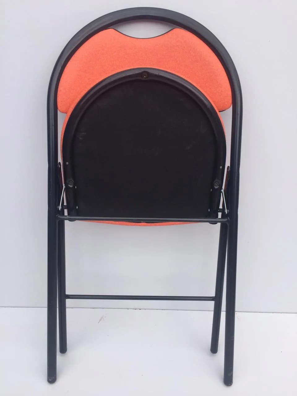 Chaise pliante saumon simili cuir — vue 4