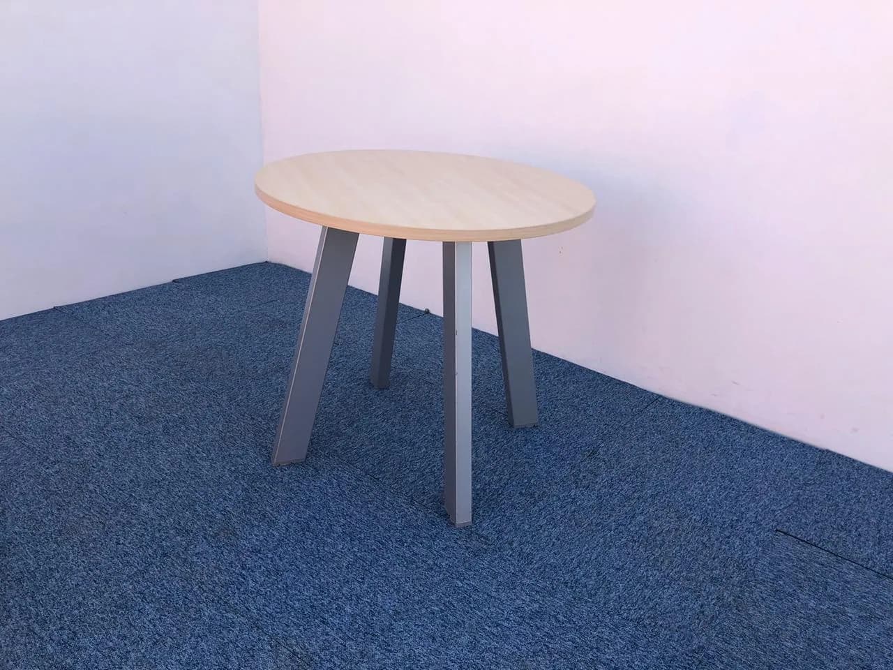 Table ronde steelcase 80cm