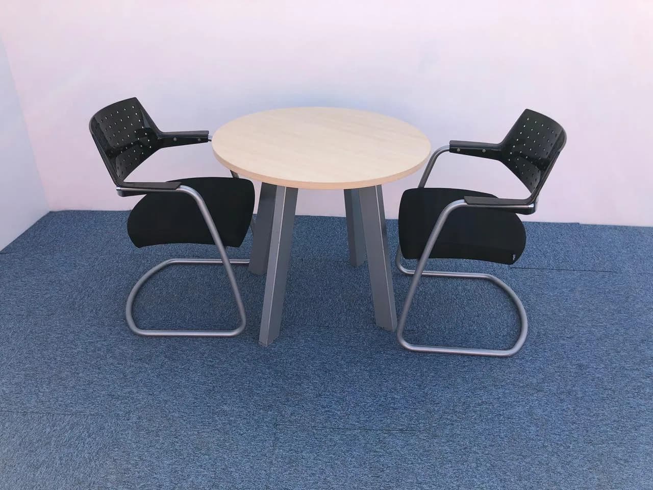 Table ronde steelcase 80cm — vue 2