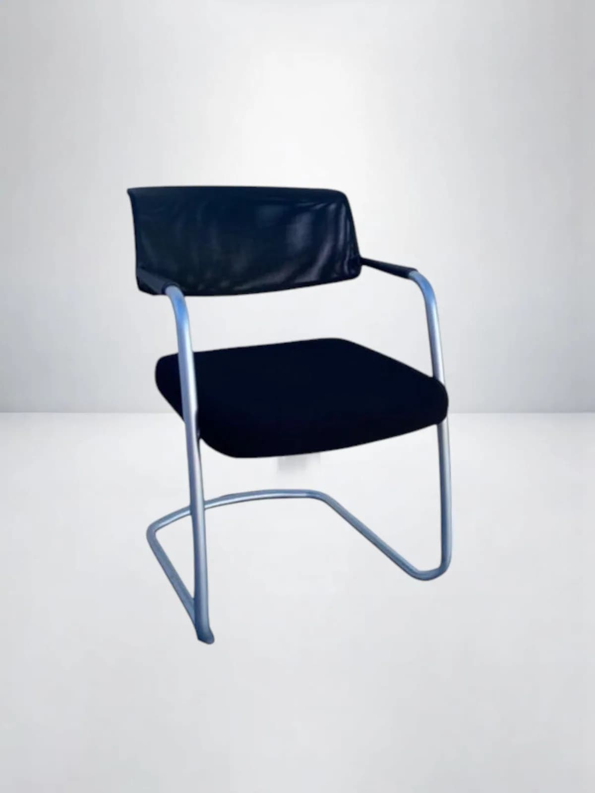 Chaise visiteur luge dossier résille Sitland — vue 3