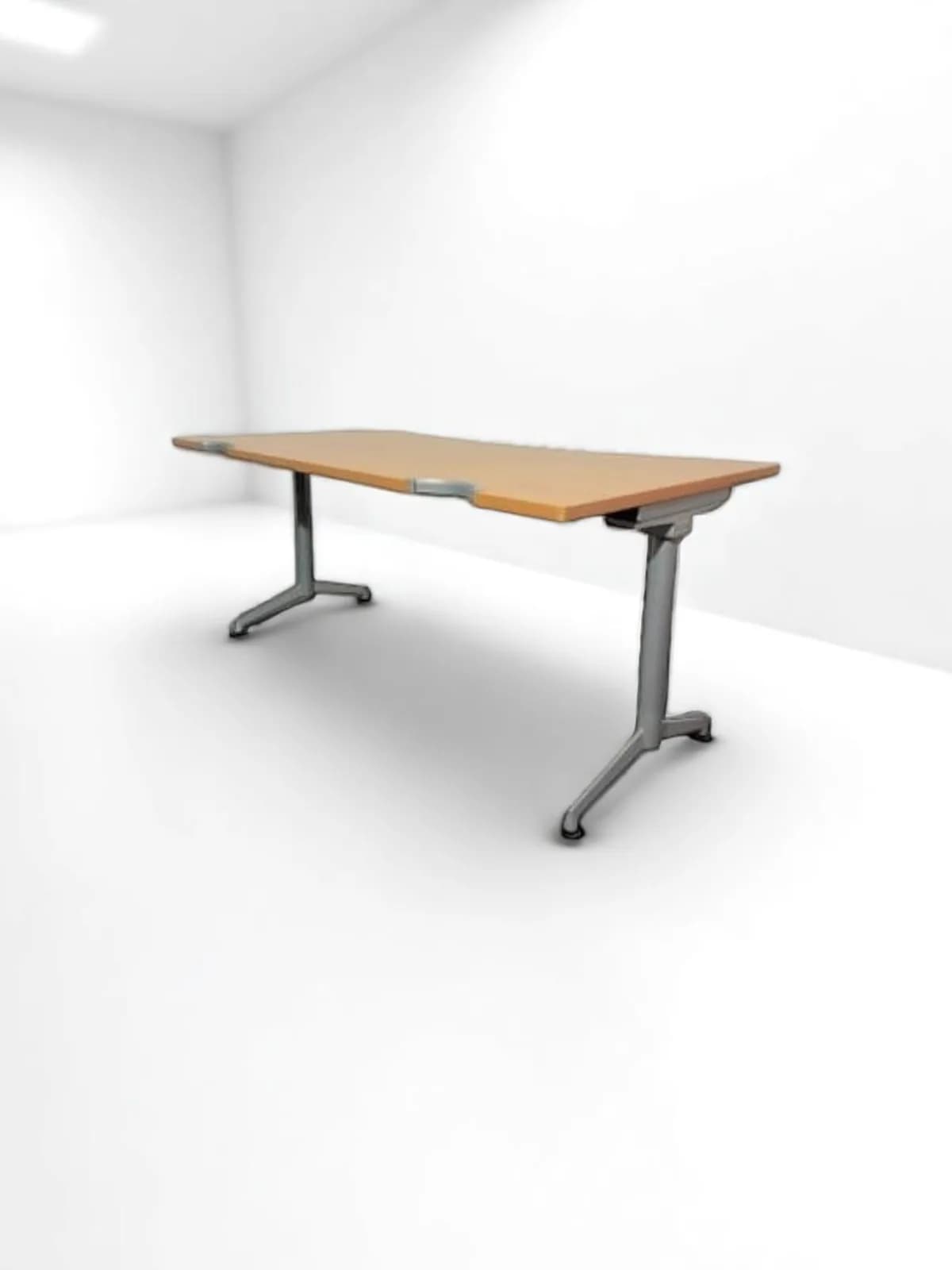 Bureau droit 160x80cm piètement I Strafor — vue 4