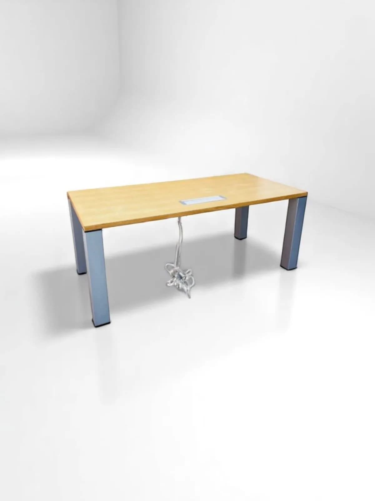 Bureau droit 180x85cm avec module Prise & RG45 — vue 3