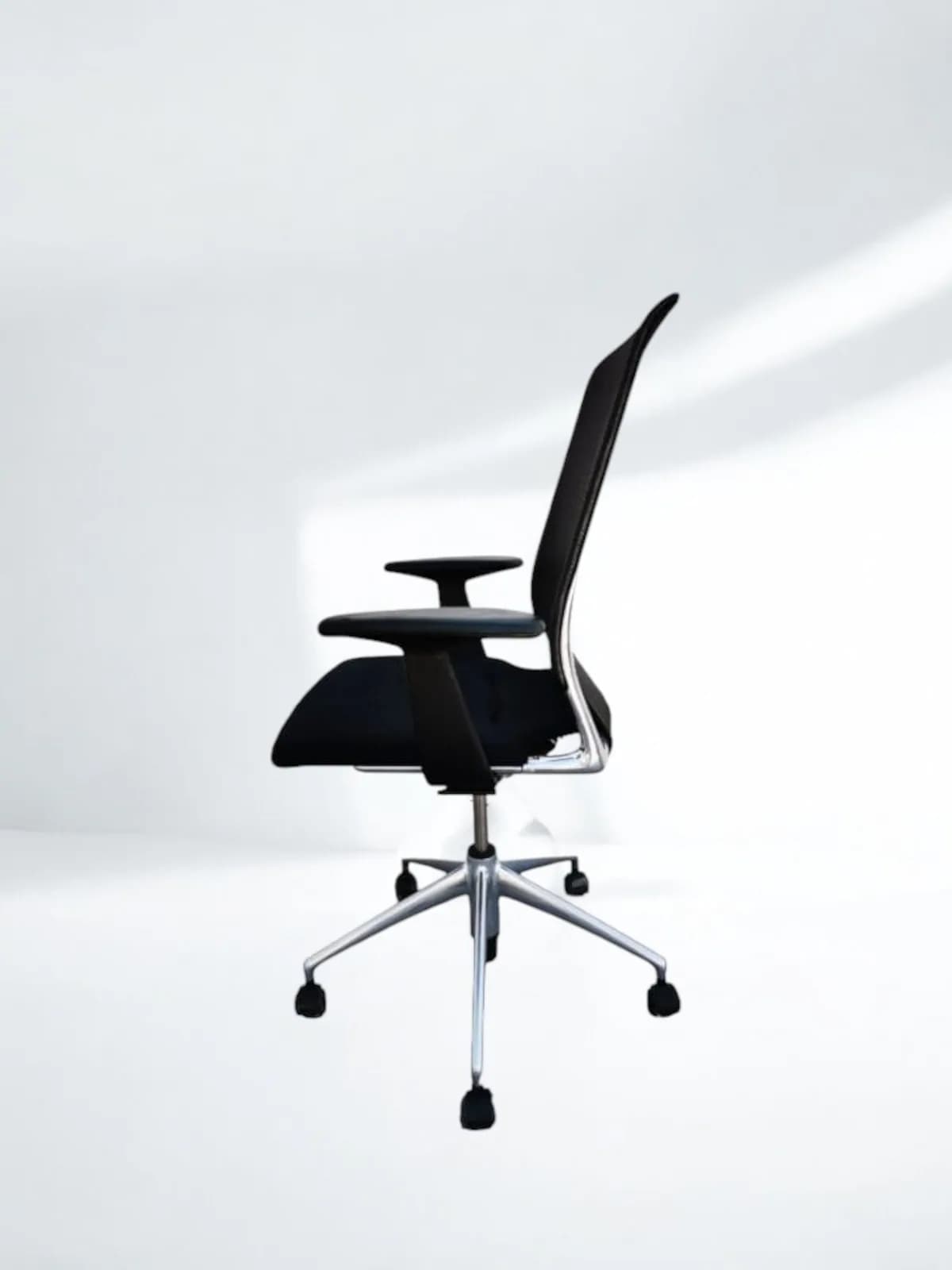 Chaise à roulette Vitra Meda — vue 3