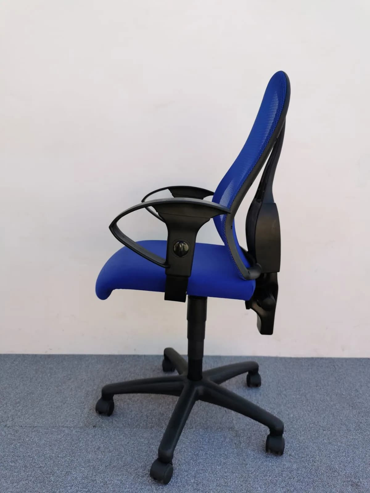 Chaise à Roulette bleu promo accoudoir réglable — vue 4