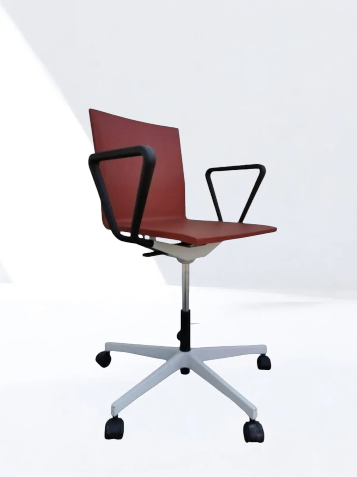 SIÈGE FAUTEUIL VITRA 04 MAARTEN VAN SEVEREN