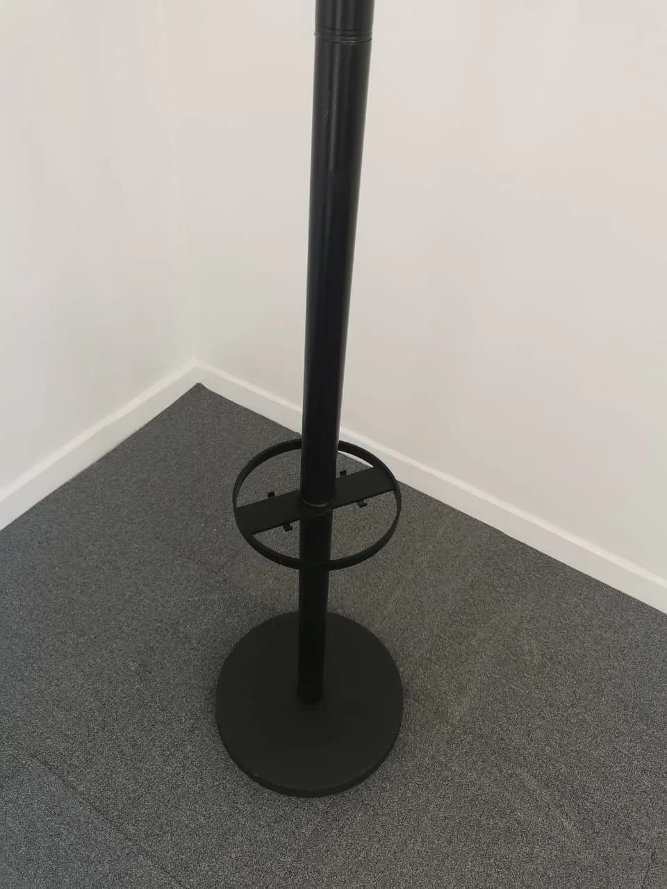 Porte manteau 8 patères noir et porte parapluie — vue 4