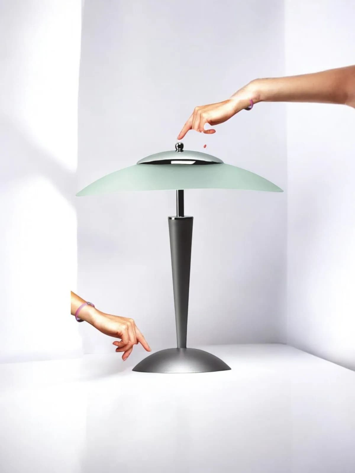 Lampe de bureau fluorescente Unilux Cristal gris métal – NEUF — vue 2