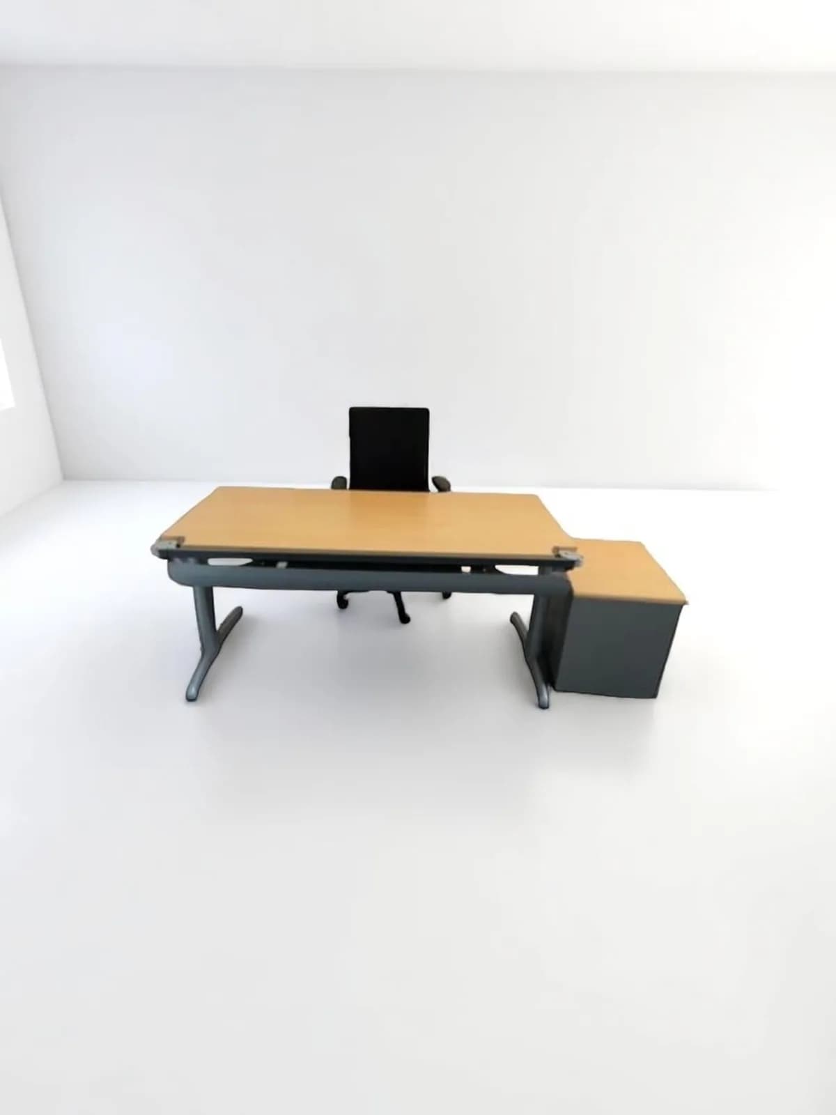  Bureau droit Steelcase 160x80cm piétement I — vue 2