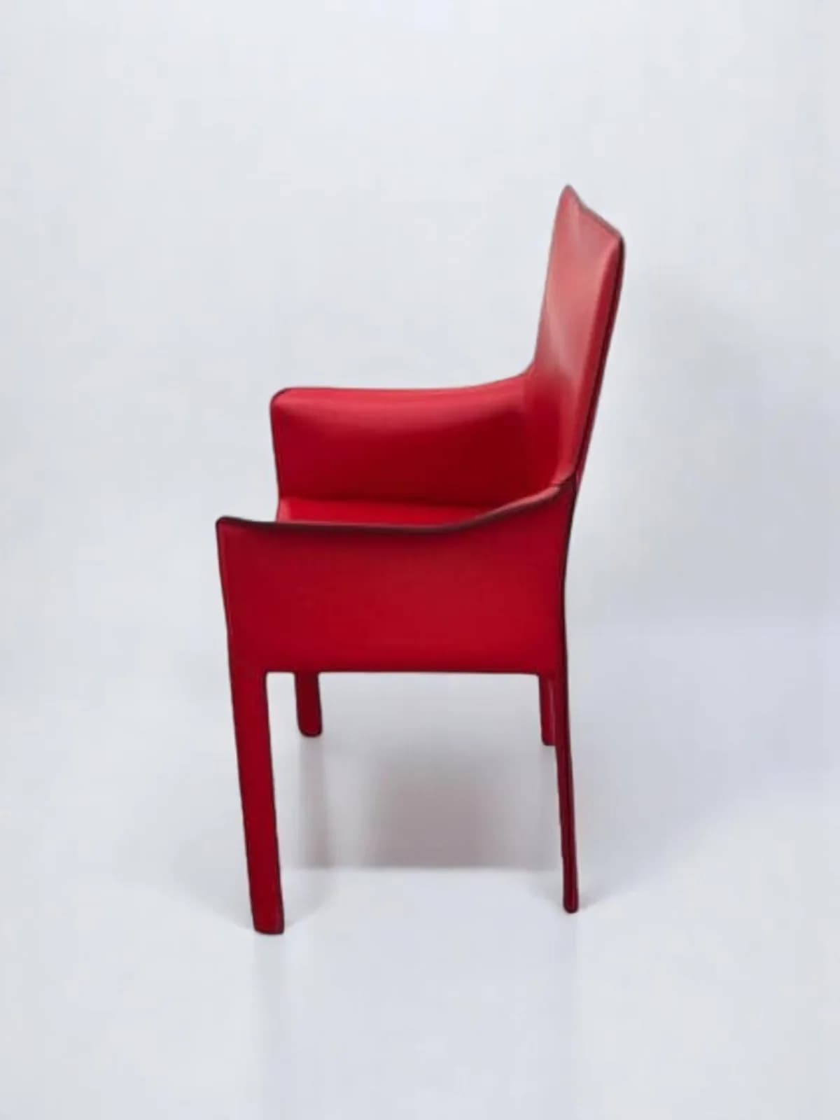 Enrico pellizzoni en cuir rouge - Chaise avec accoudoirs — vue 2