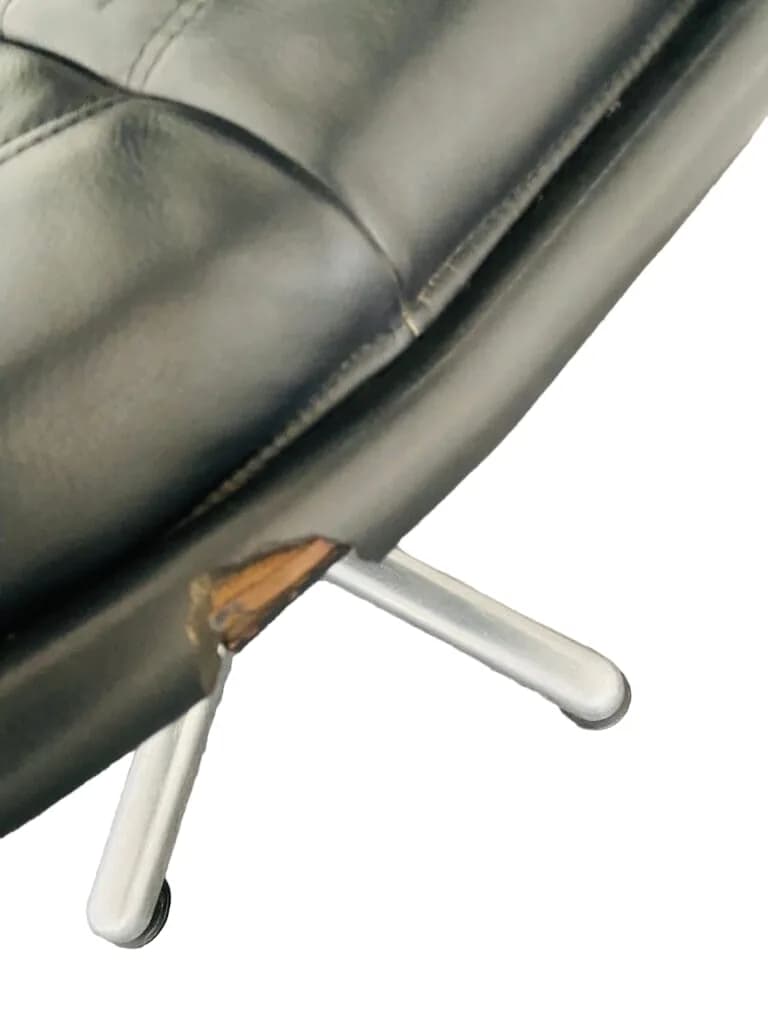 Lot 2 Chaises visiteur cuir pivotante — vue 4