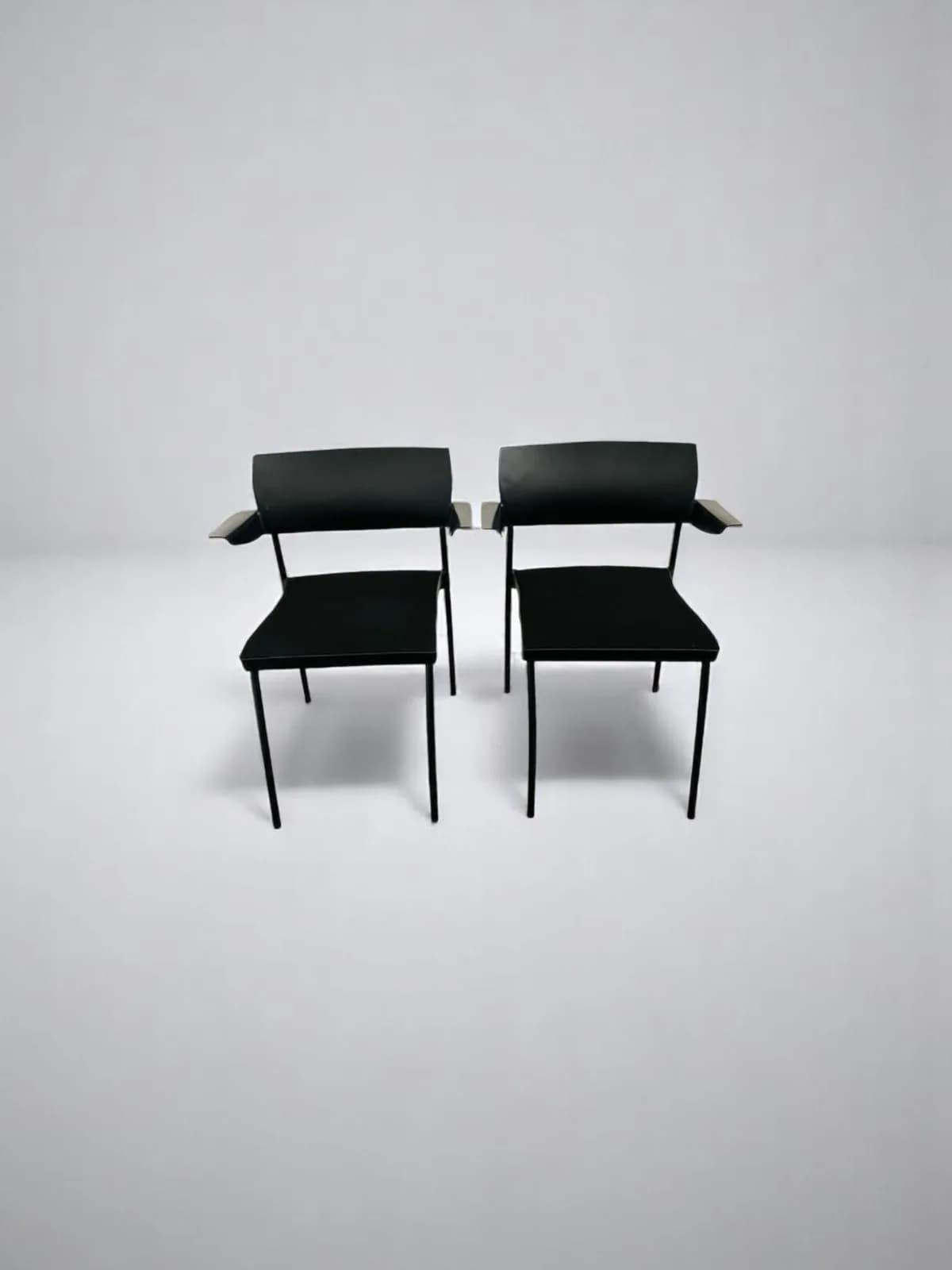 Lot 2 chaises visiteur kinnarps noir en tissus promo — vue 5