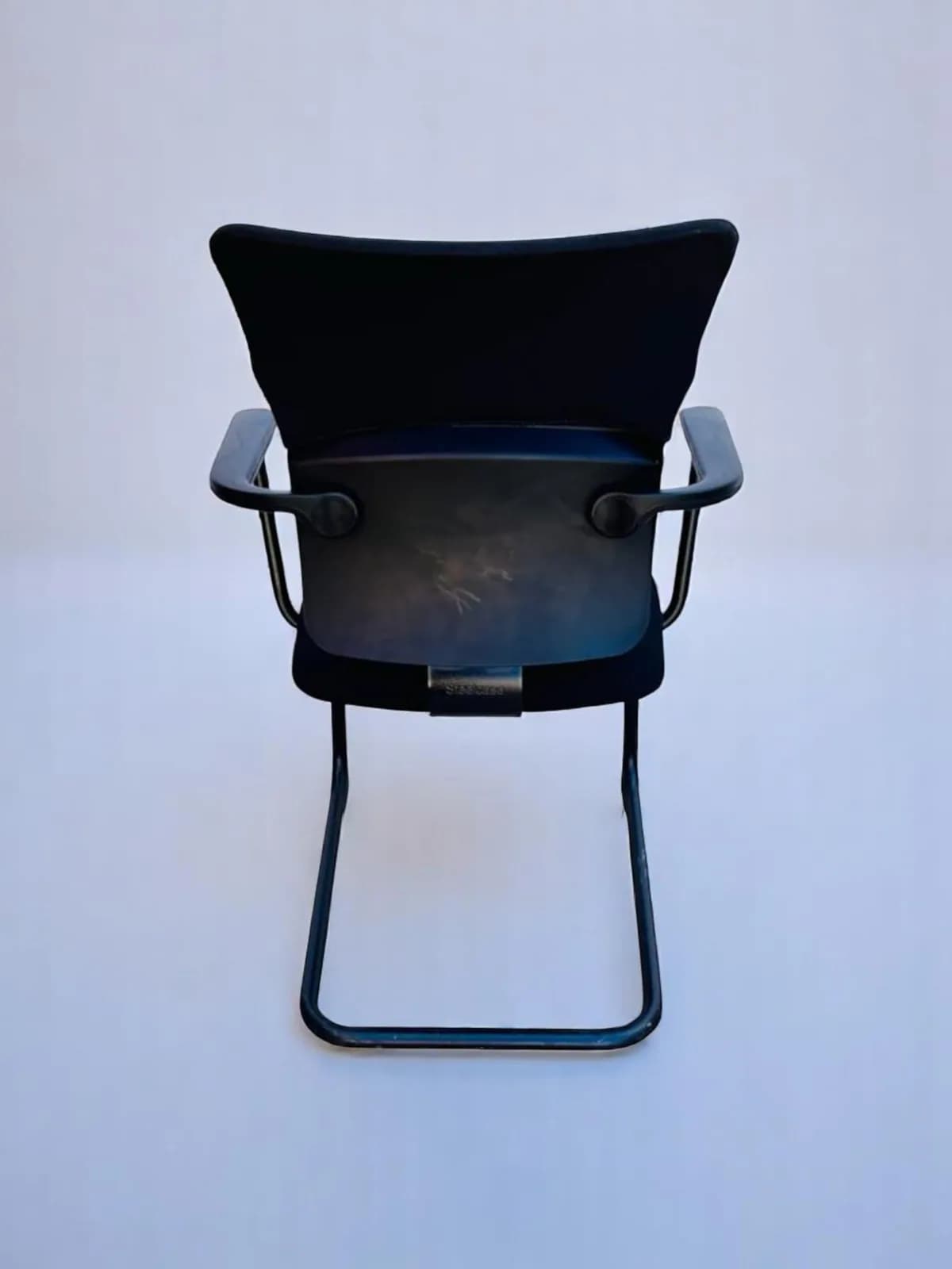 Lot 2 chaises visiteur steelcase lets'b tissu noir promo — vue 6