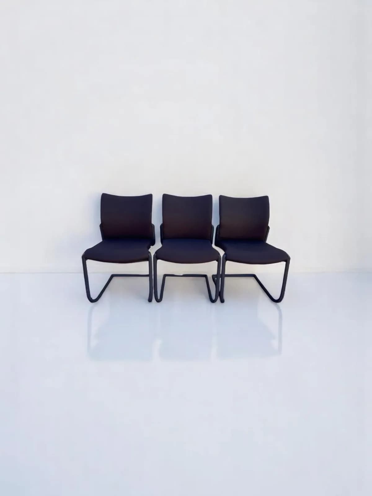 Chaise luge herman miller — vue 3