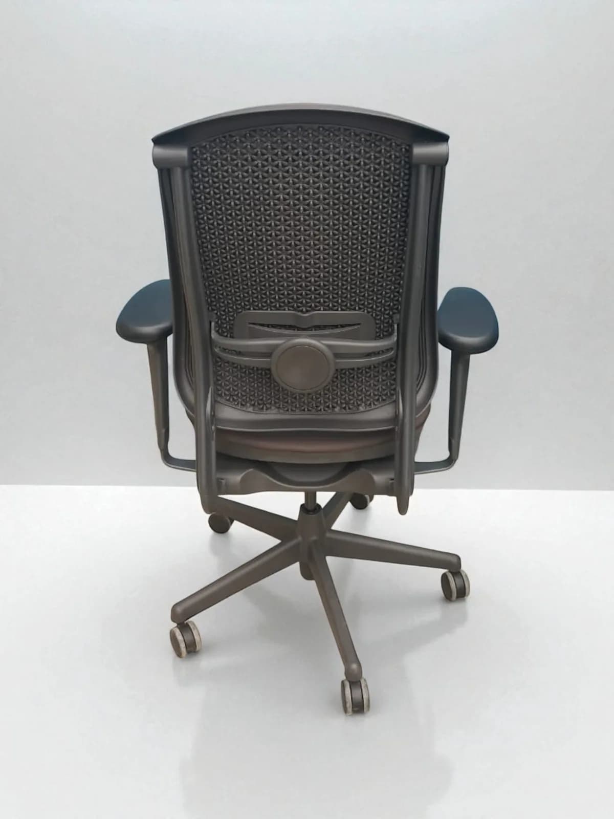 Fauteuil de direction Herman Miller Celle cuir marron — vue 4