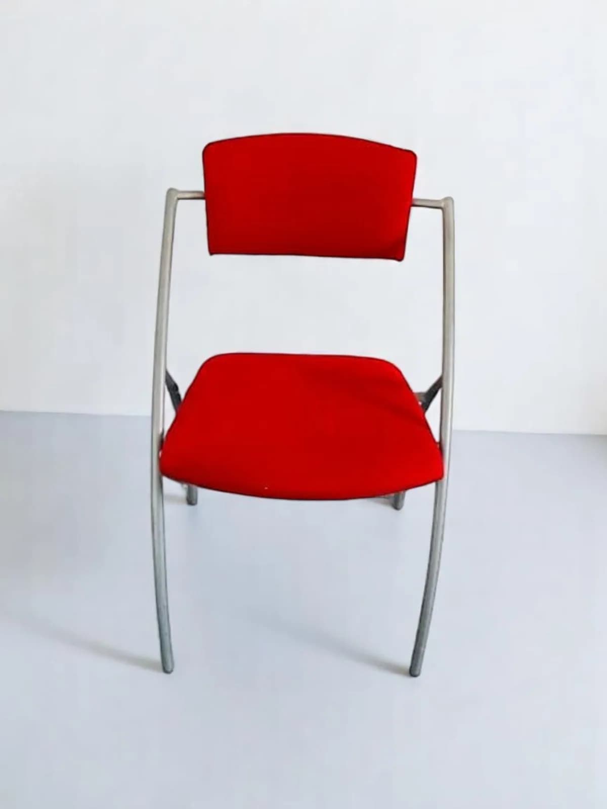 Chaise visiteur accueil promo rouge — vue 3