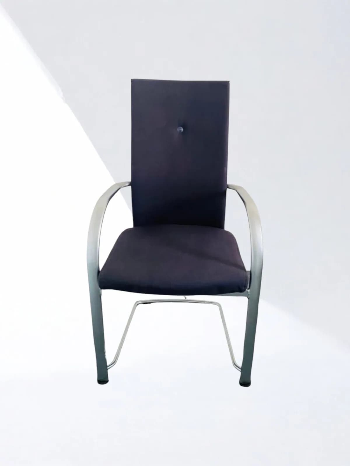 Chaise conference, salle de réunion Fritz Hansen acier brossé — vue 2