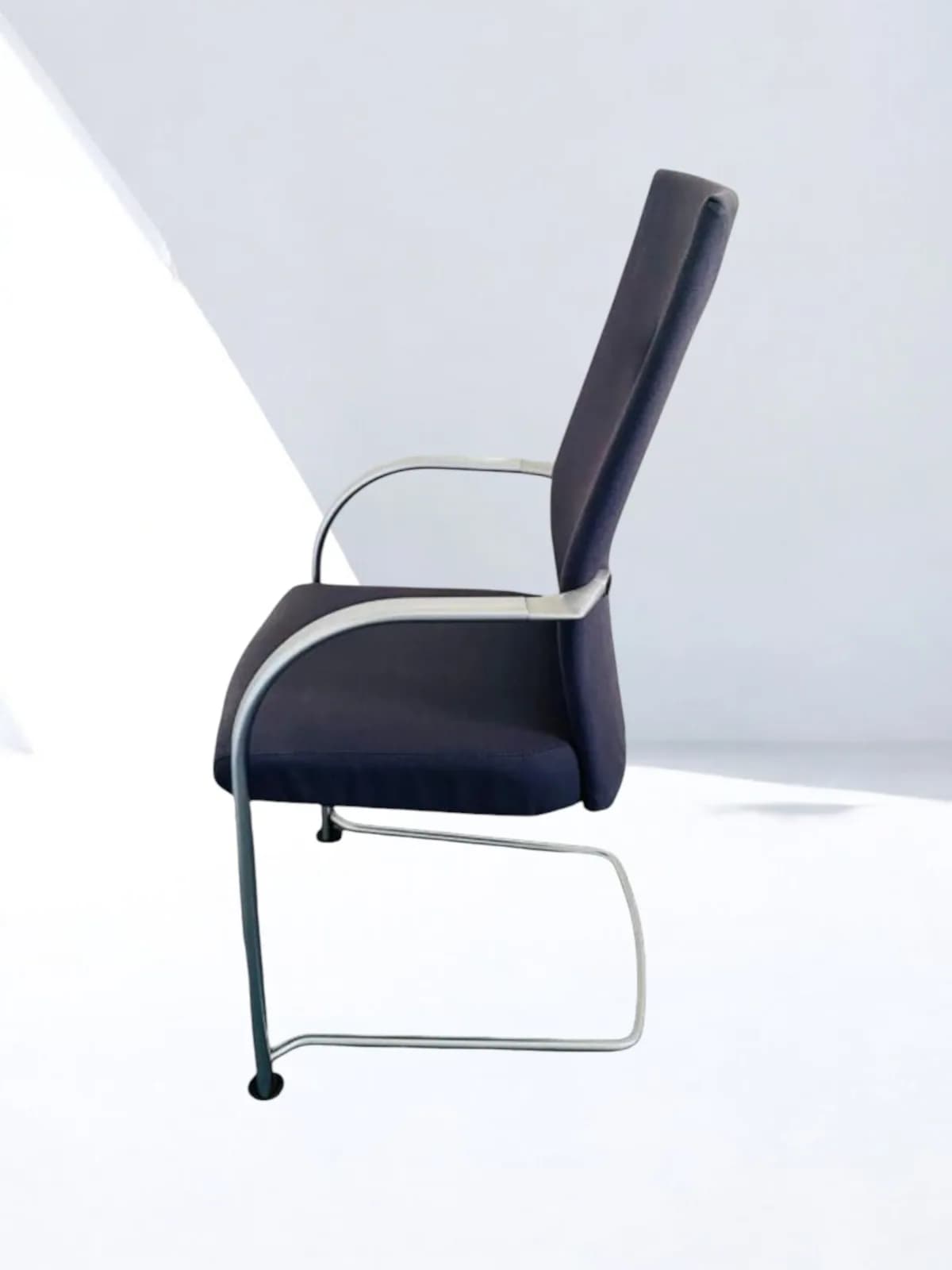 Chaise conference, salle de réunion Fritz Hansen acier brossé — vue 3