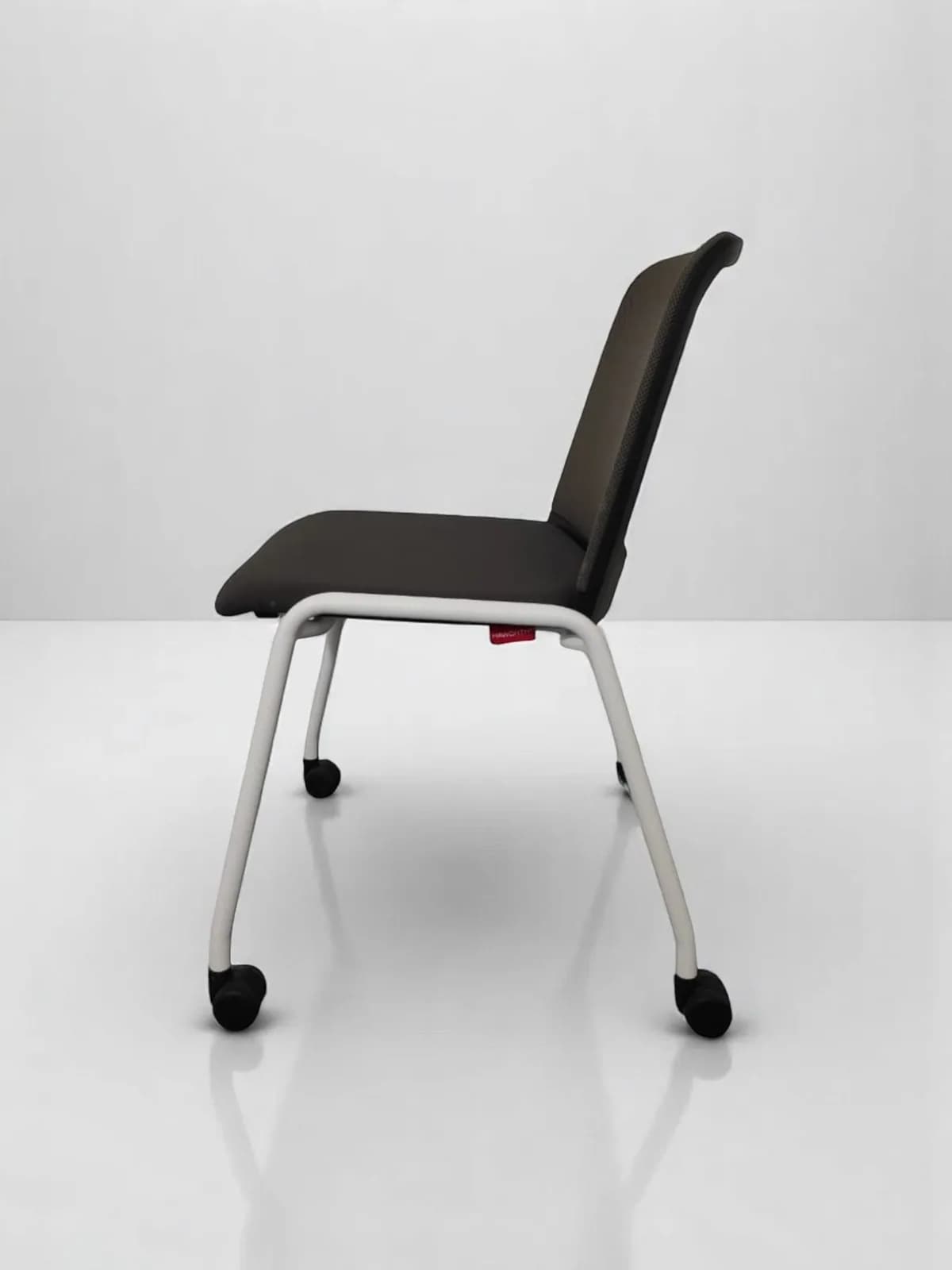 Chaise visiteur Haworth avec roulette résille — vue 4