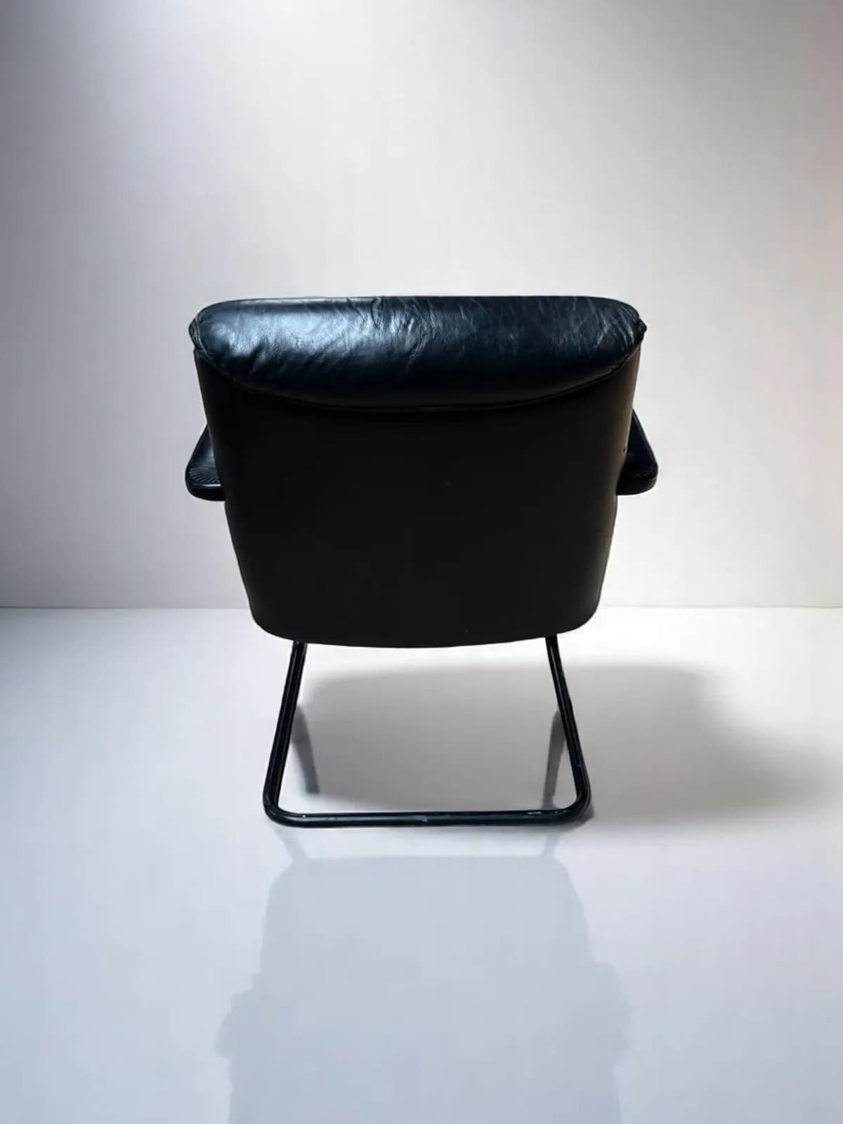 Fauteuil simili cuir accueil luge promo — vue 3