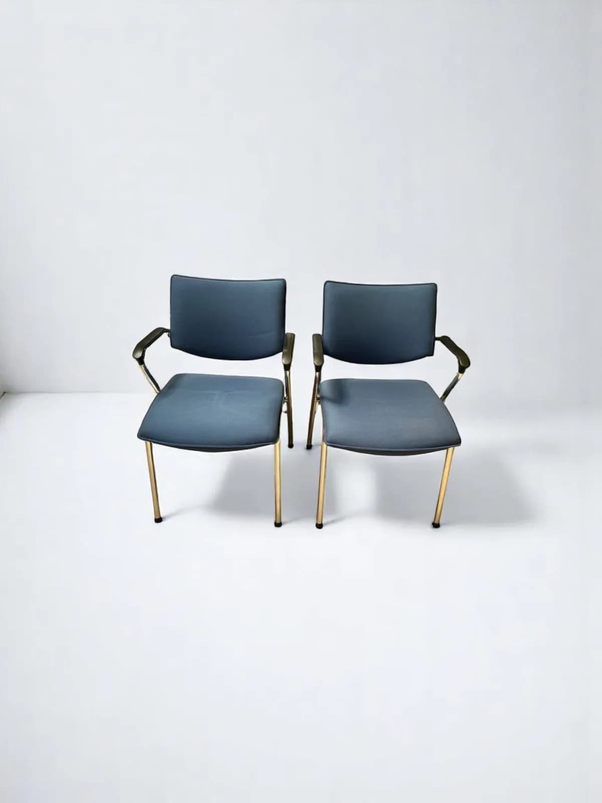 Lot 2 Chaise visiteur Klöber tissu — vue 2