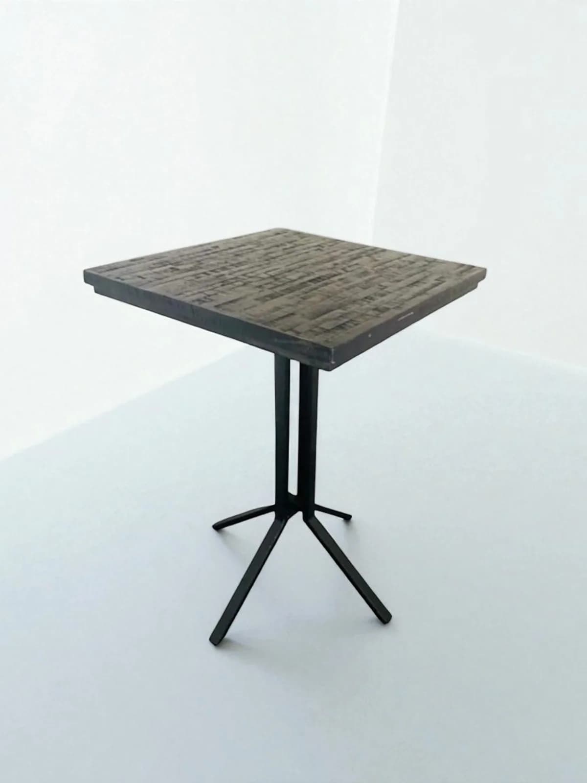 Table de bar carrée 75x75cm en bois et métal H107cm — vue 2