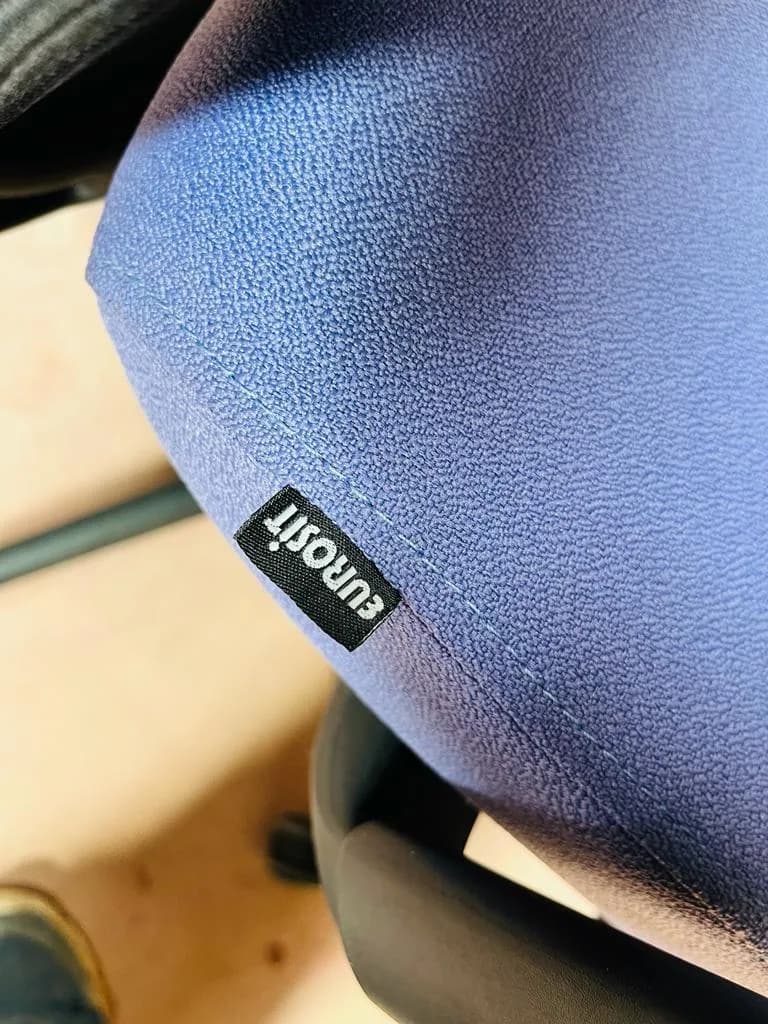 Chaise à roulette Eurosit ligne S bleu — vue 4