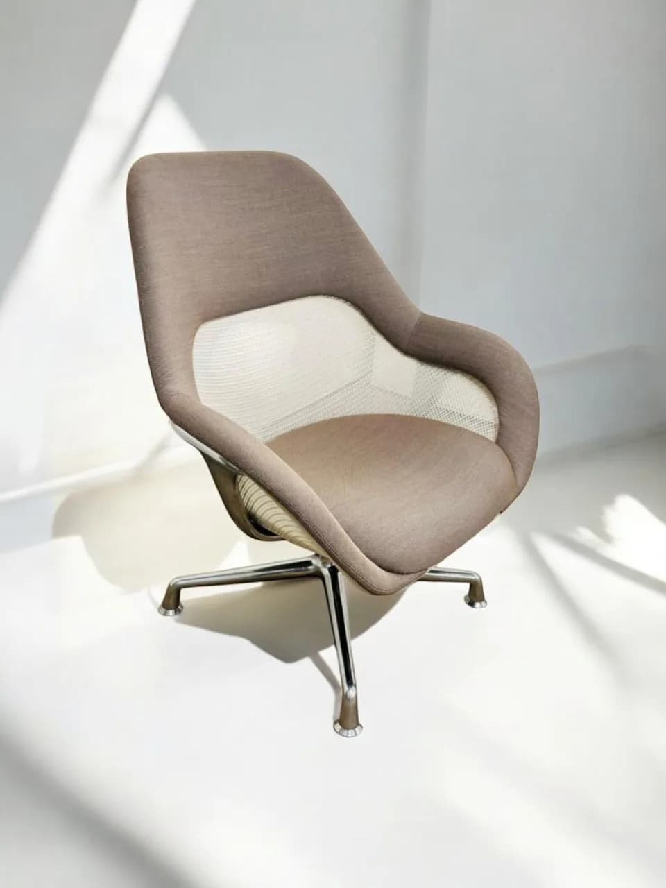 Fauteuil salon pivotant Coalesse by Steelcase — vue 2