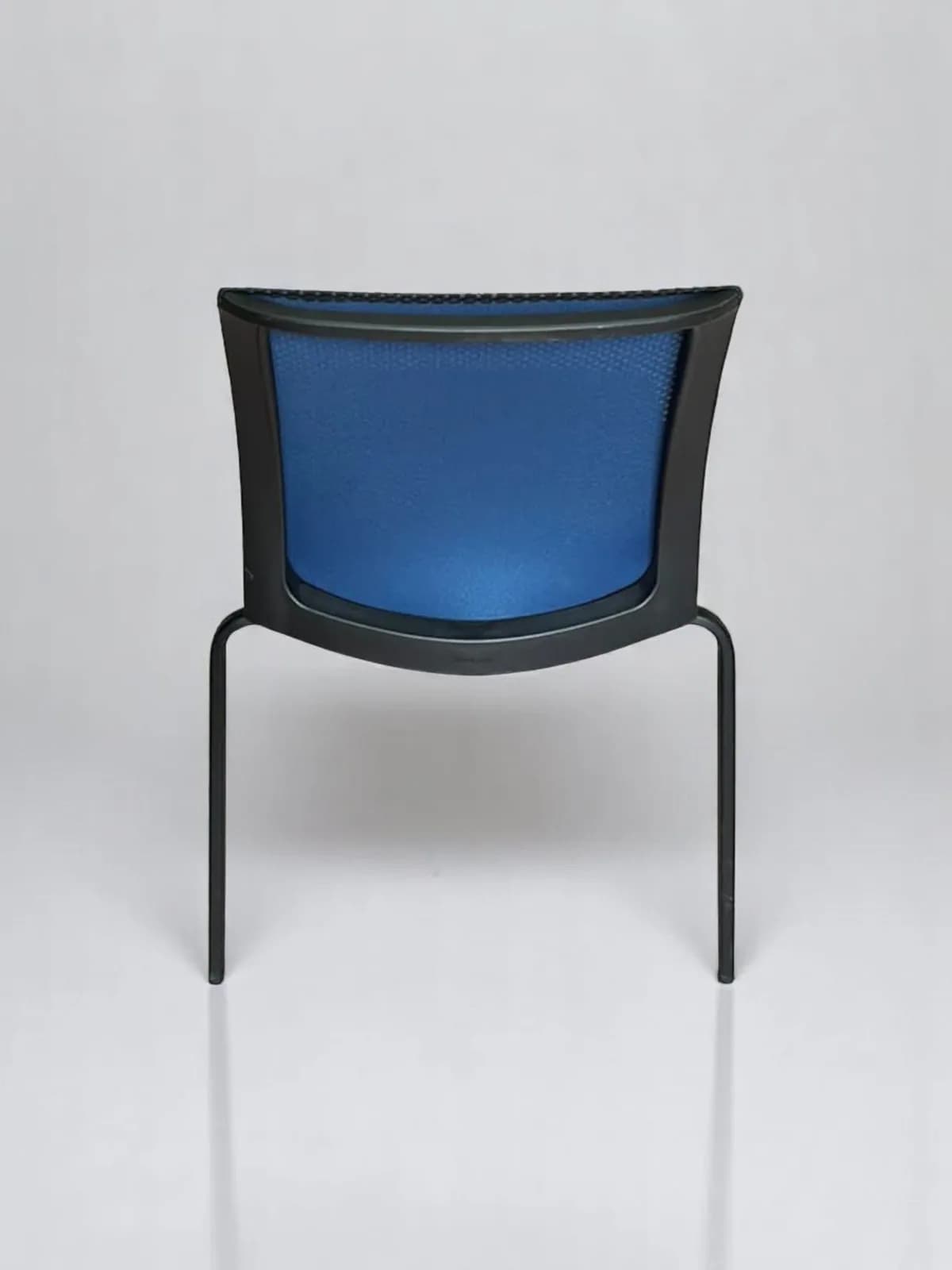 Siège Steelcase résille EASTSIDE visiteur noir — vue 5
