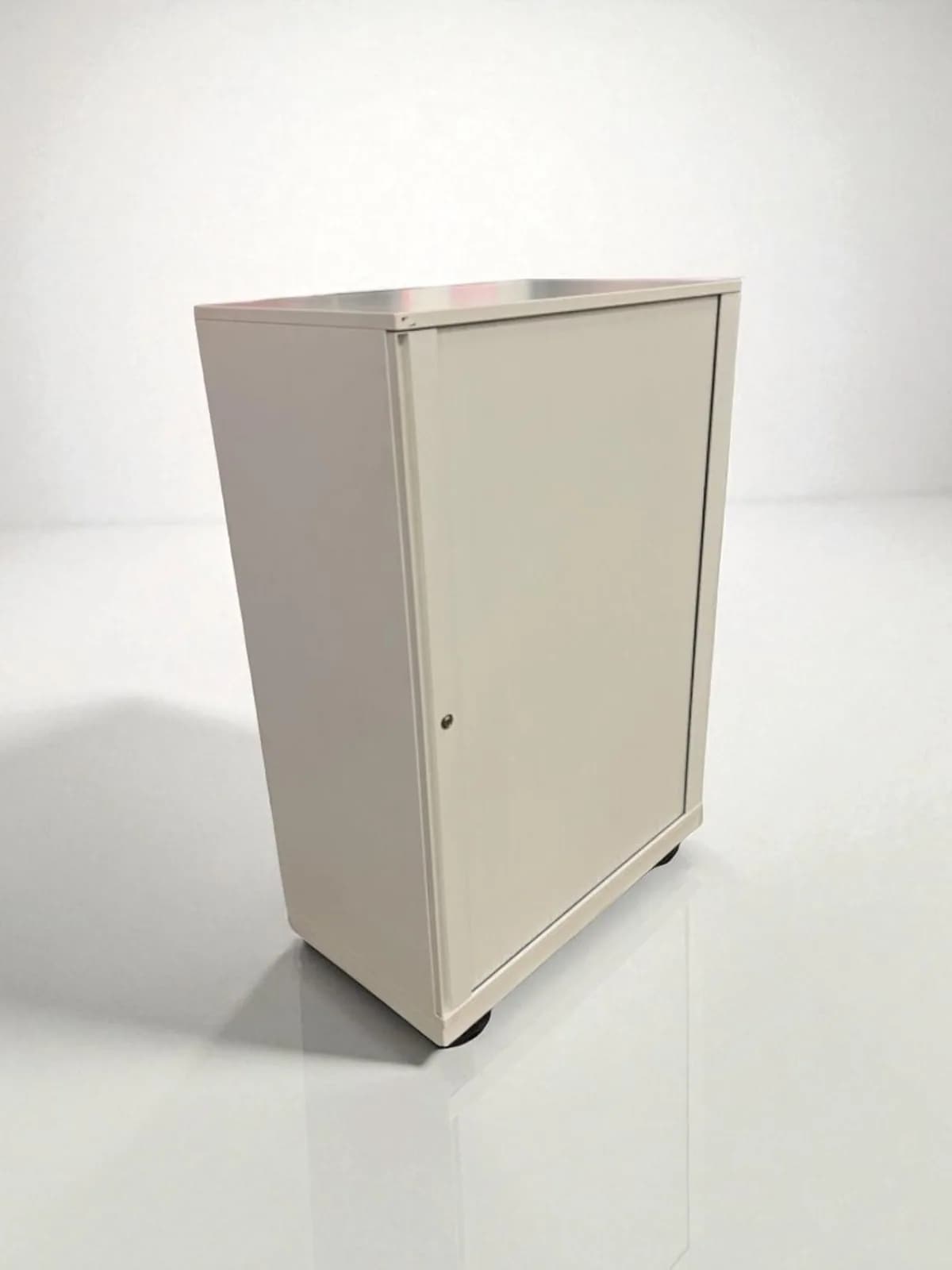 Armoire basse Sedus 114x80cm blanche rideau coulissant