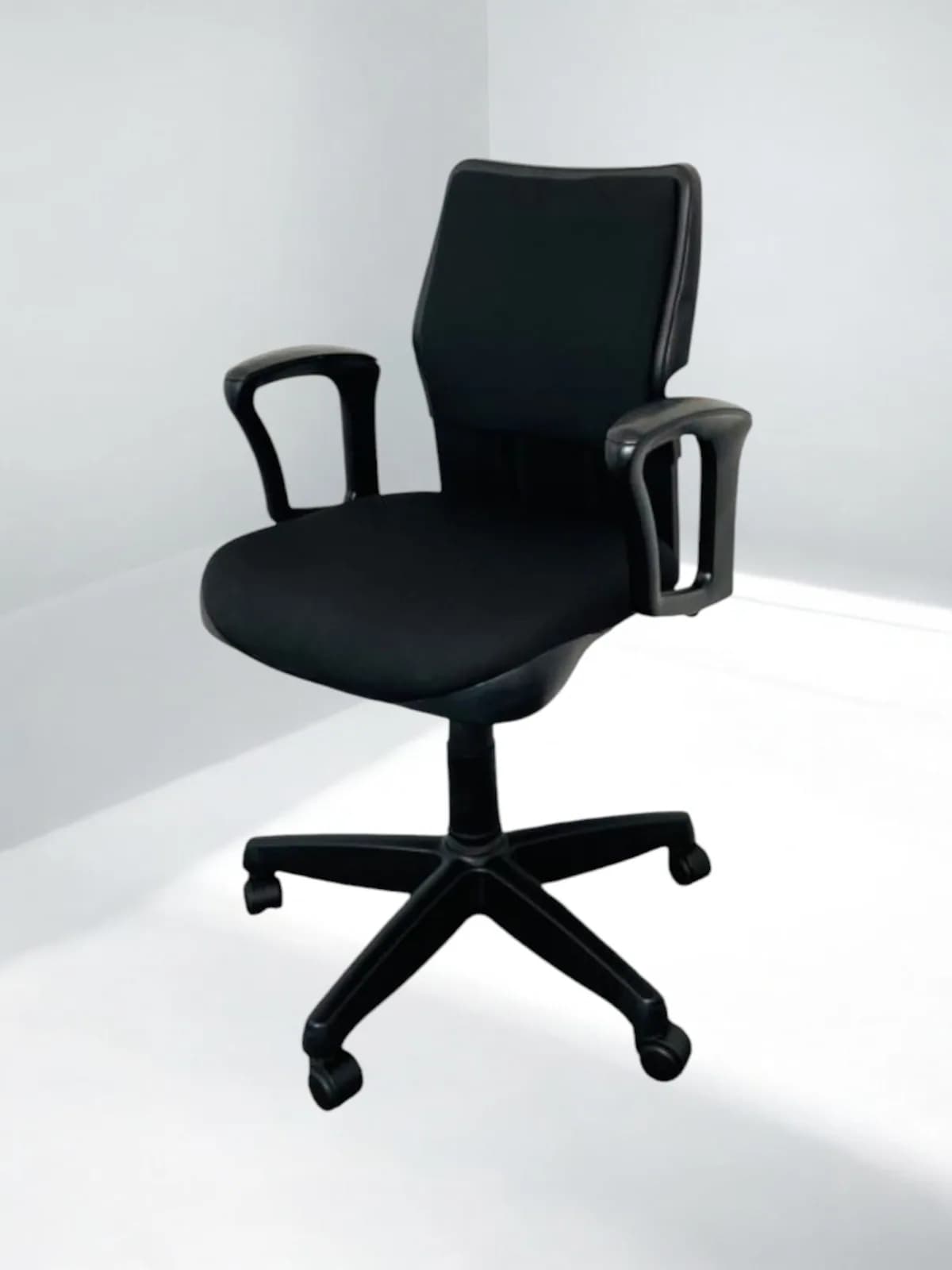 Chaise à roulette Steelcase Strafor tissu noir promo
