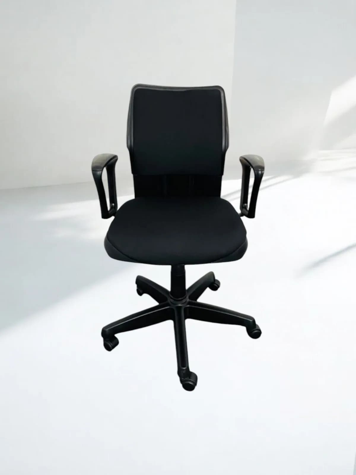 Chaise à roulette Steelcase Strafor tissu noir promo — vue 2