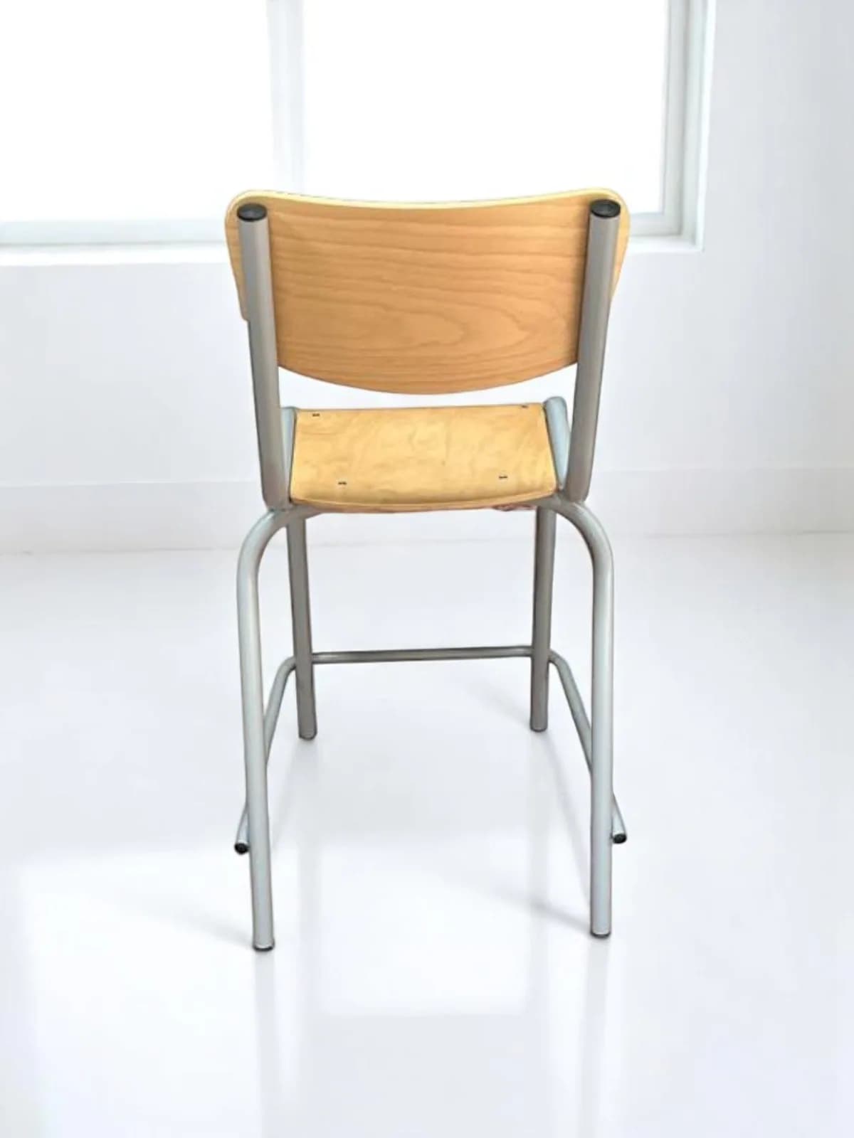 Chaise rehaussée Alta bois avec repose pied — vue 4