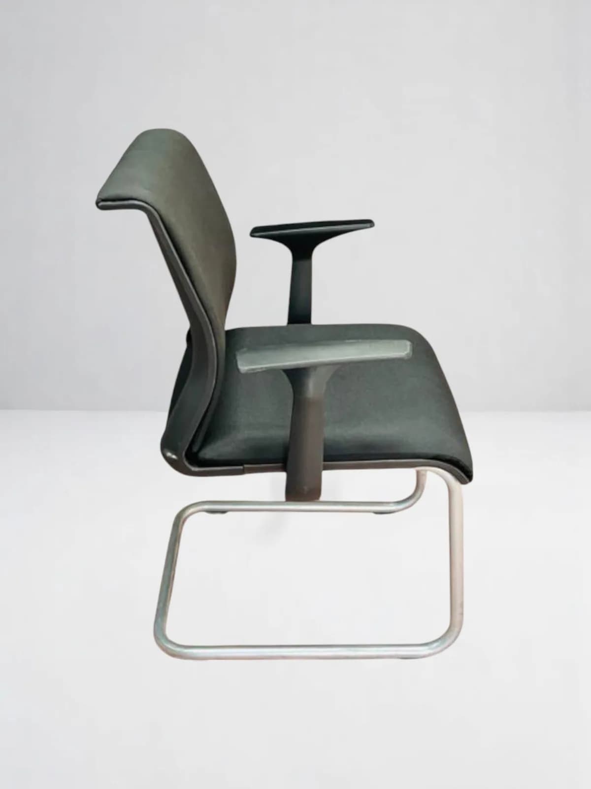 Chaise visiteur steelcase thinks luge noir — vue 3