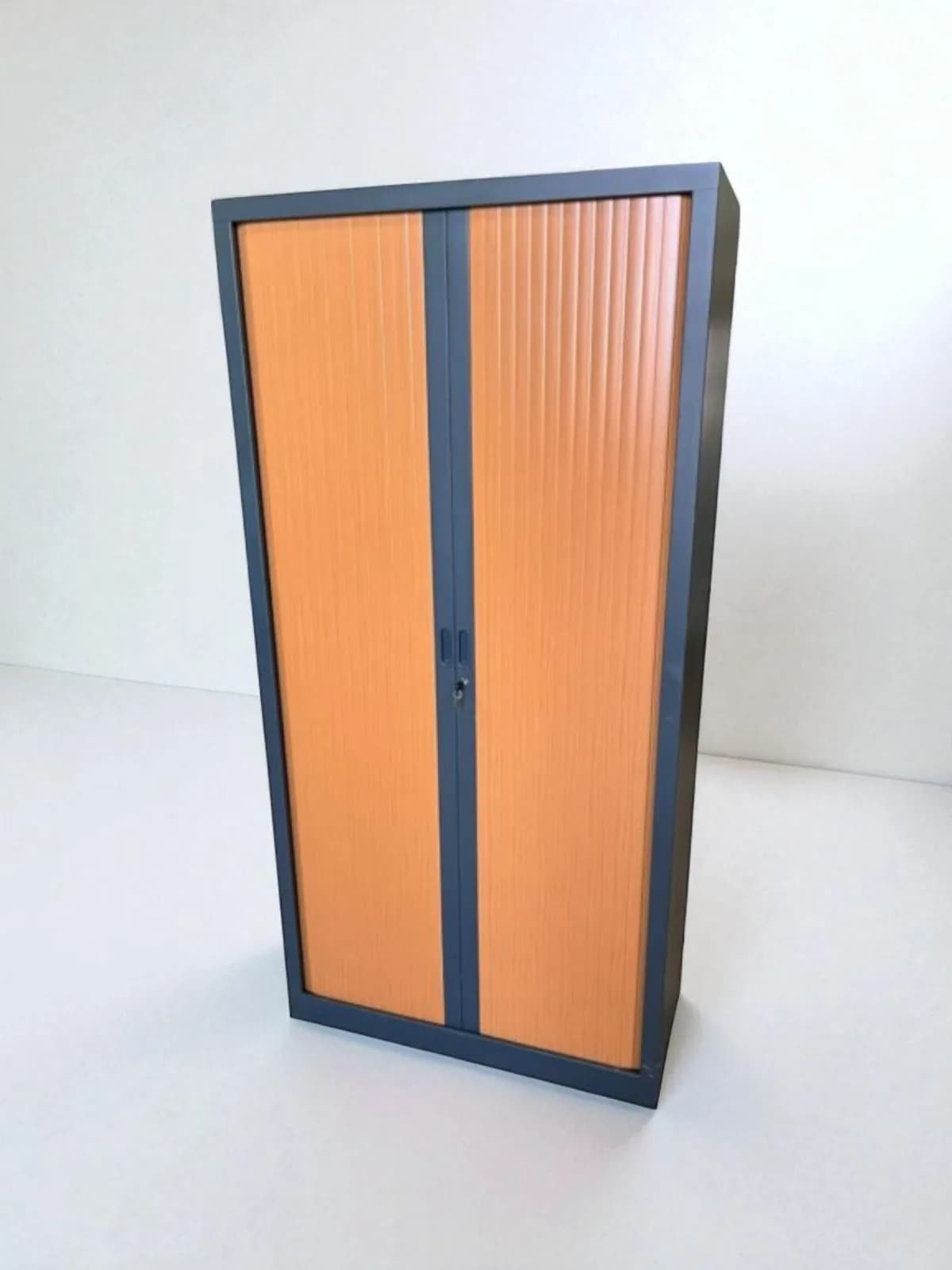 Armoire haute Steelcase 100x200cm noir marron