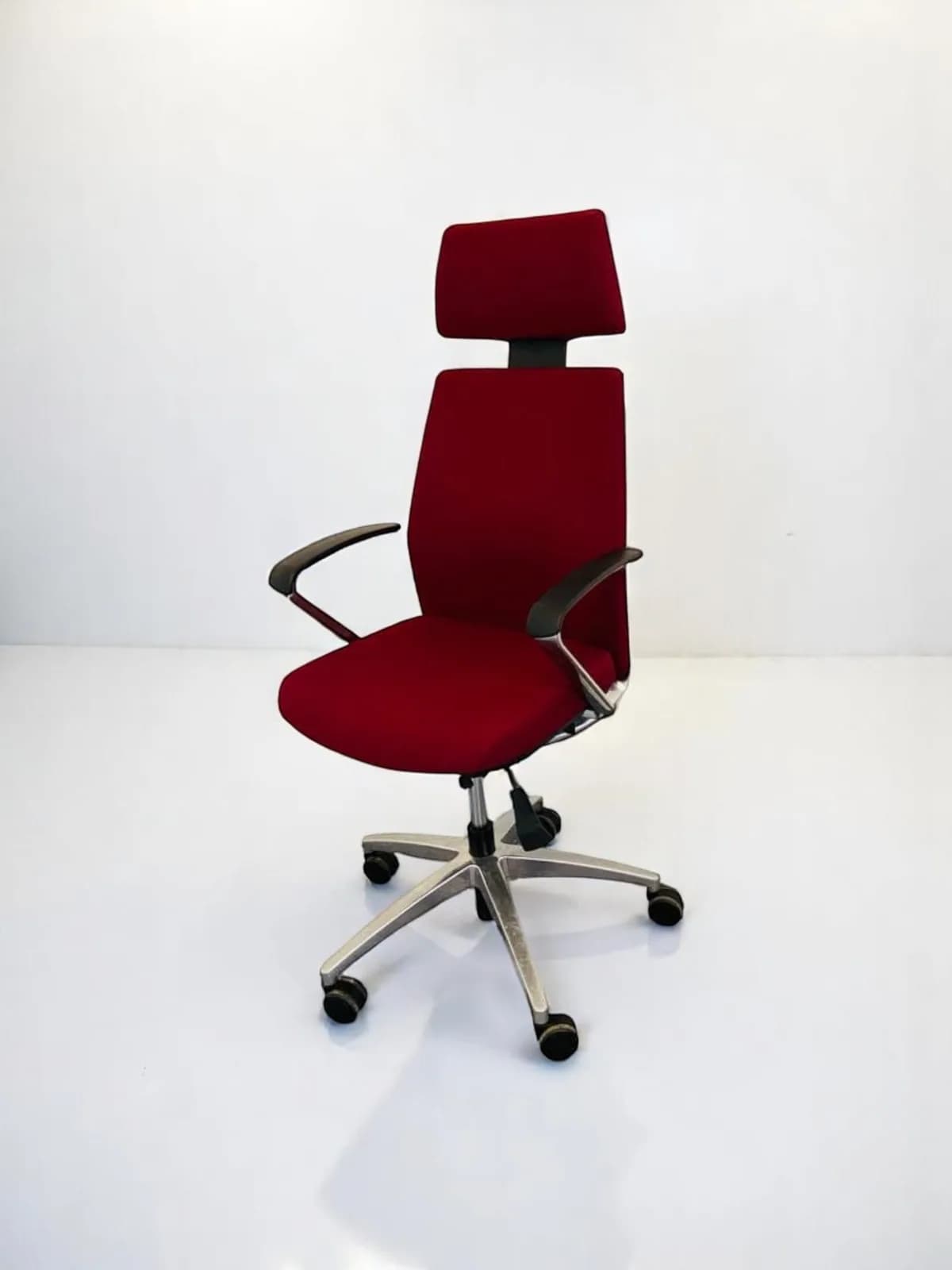 Chaise à roulette Magencia vivasit appui-tête