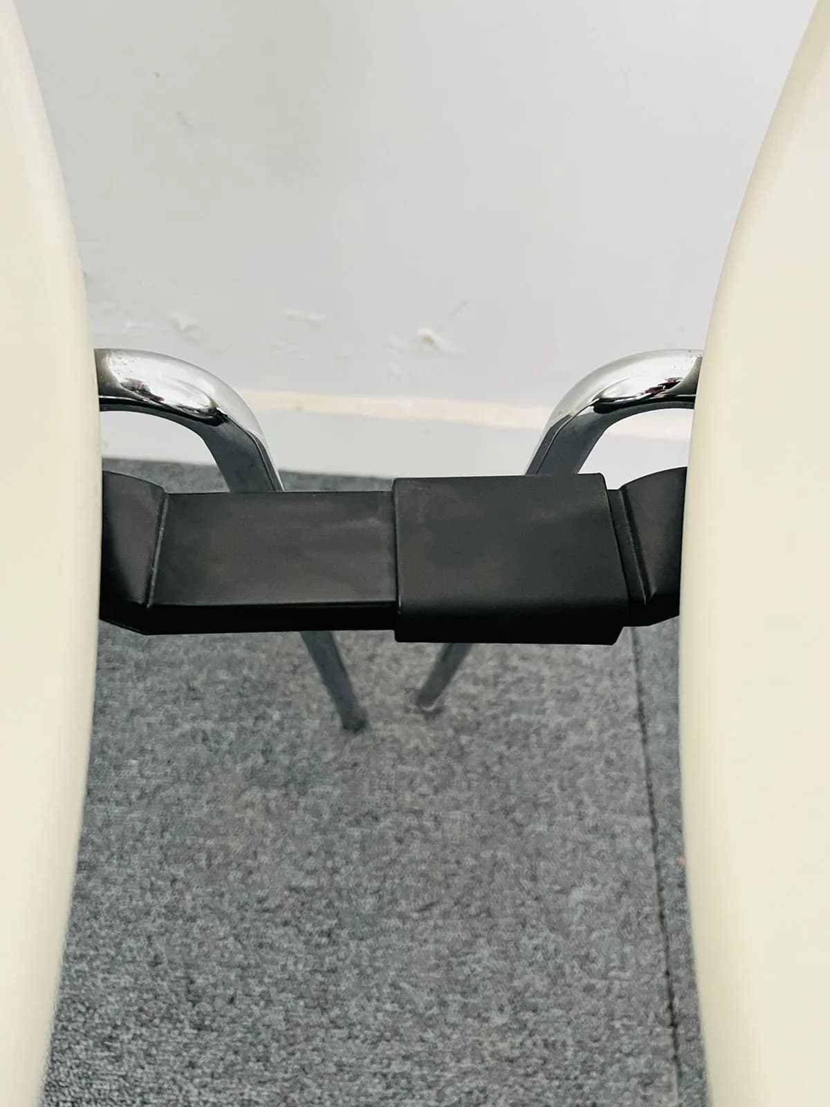 Lot deux chaises Enea Lotus visiteur empilable — vue 7