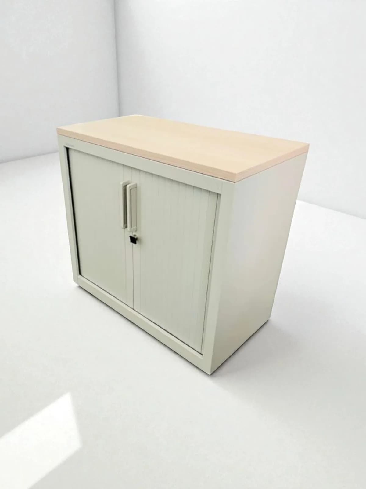 Armoire basse steelcase  finition chêne 80 x 74 cm
