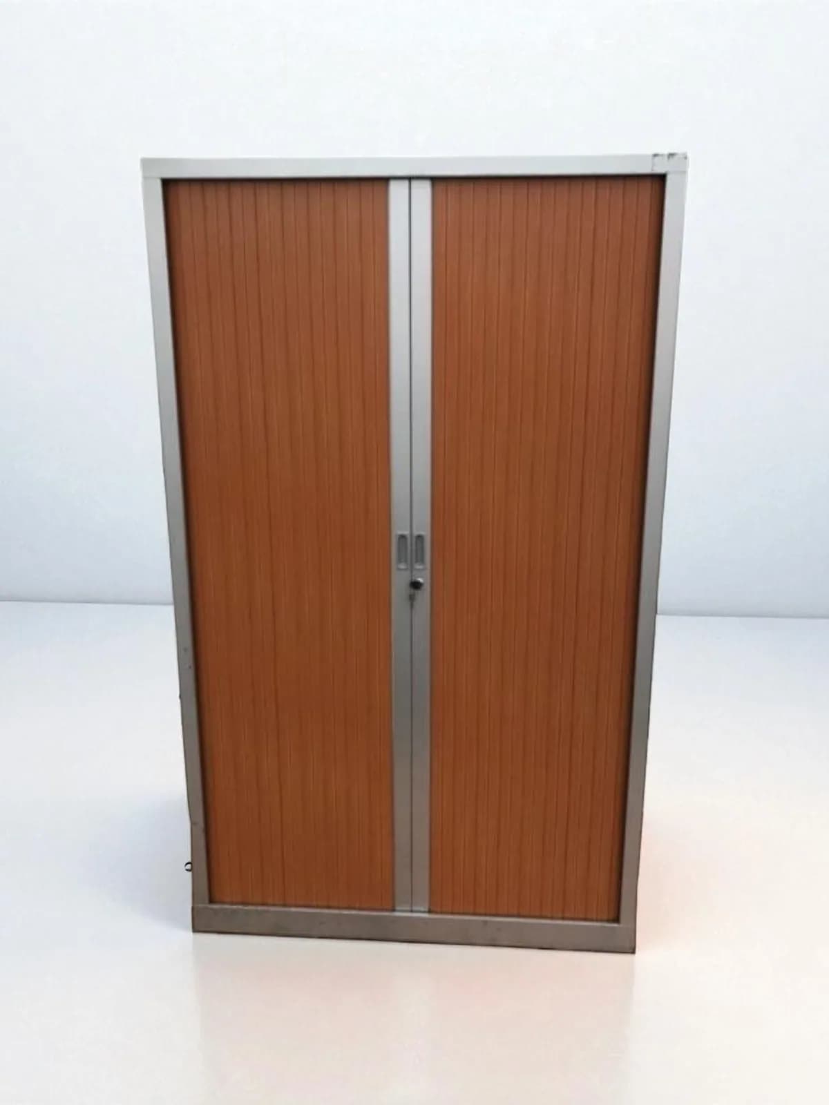 Armoire haute métallique 120x200cm — vue 2