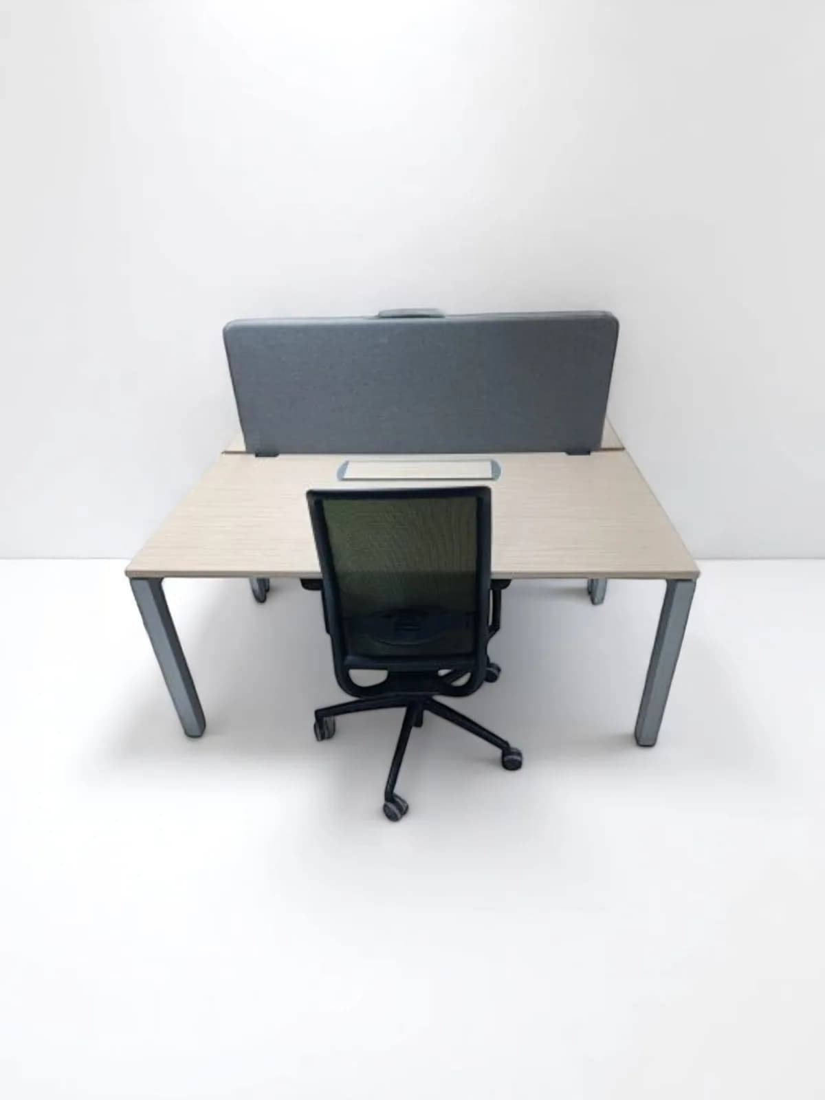 Bureau bench Steelcase 160x160cm — vue 2