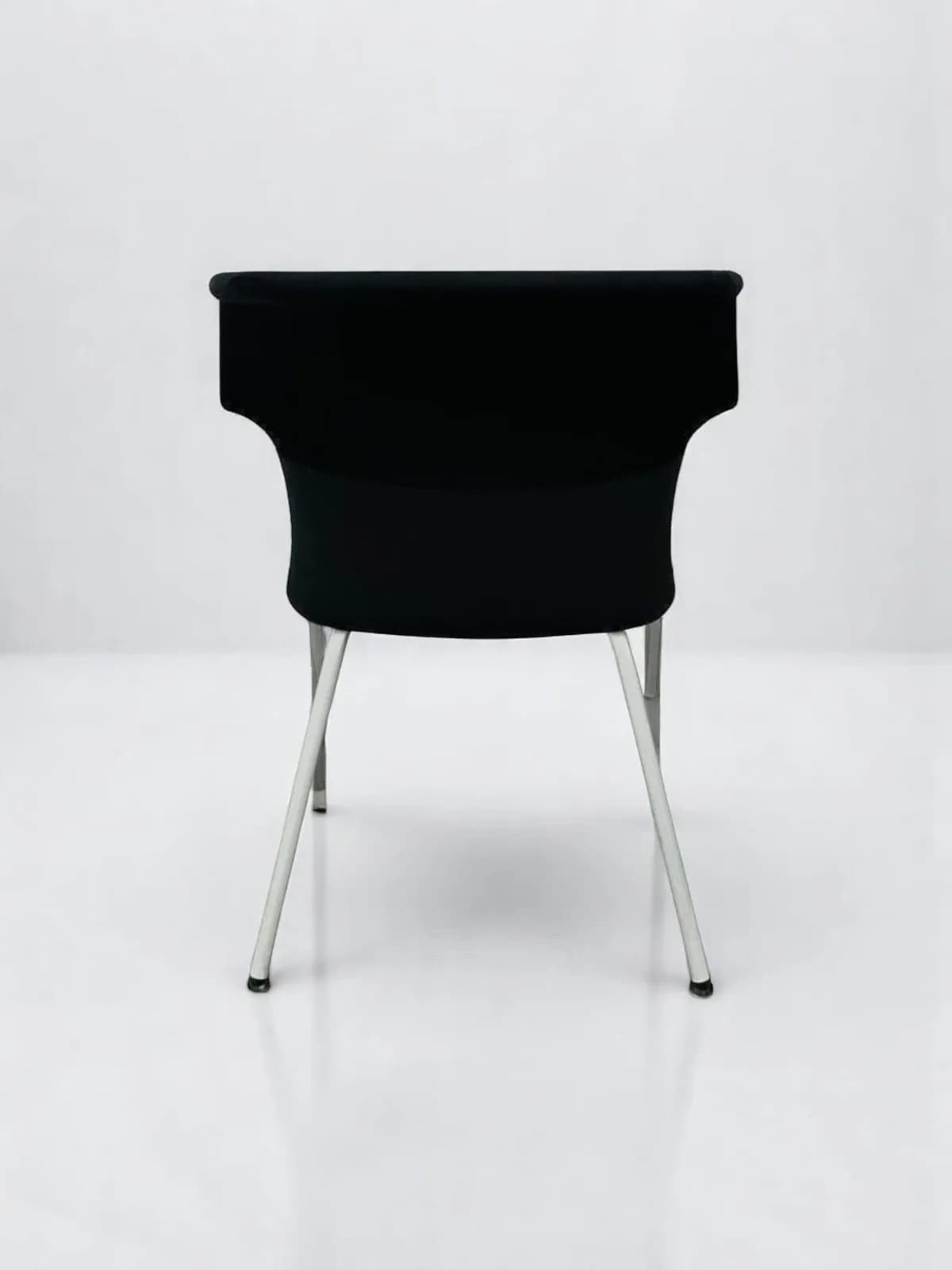 Chaise visiteur Giroflex en promo — vue 3